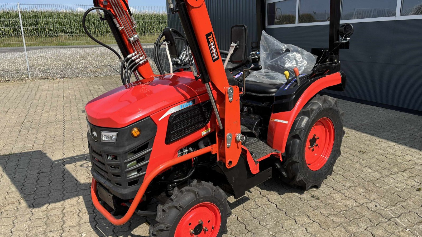 Traktor del tipo Sonstige Tech-Ino 25 Minitraktor Minitraktor, Gebrauchtmaschine In Vinderup (Immagine 4)