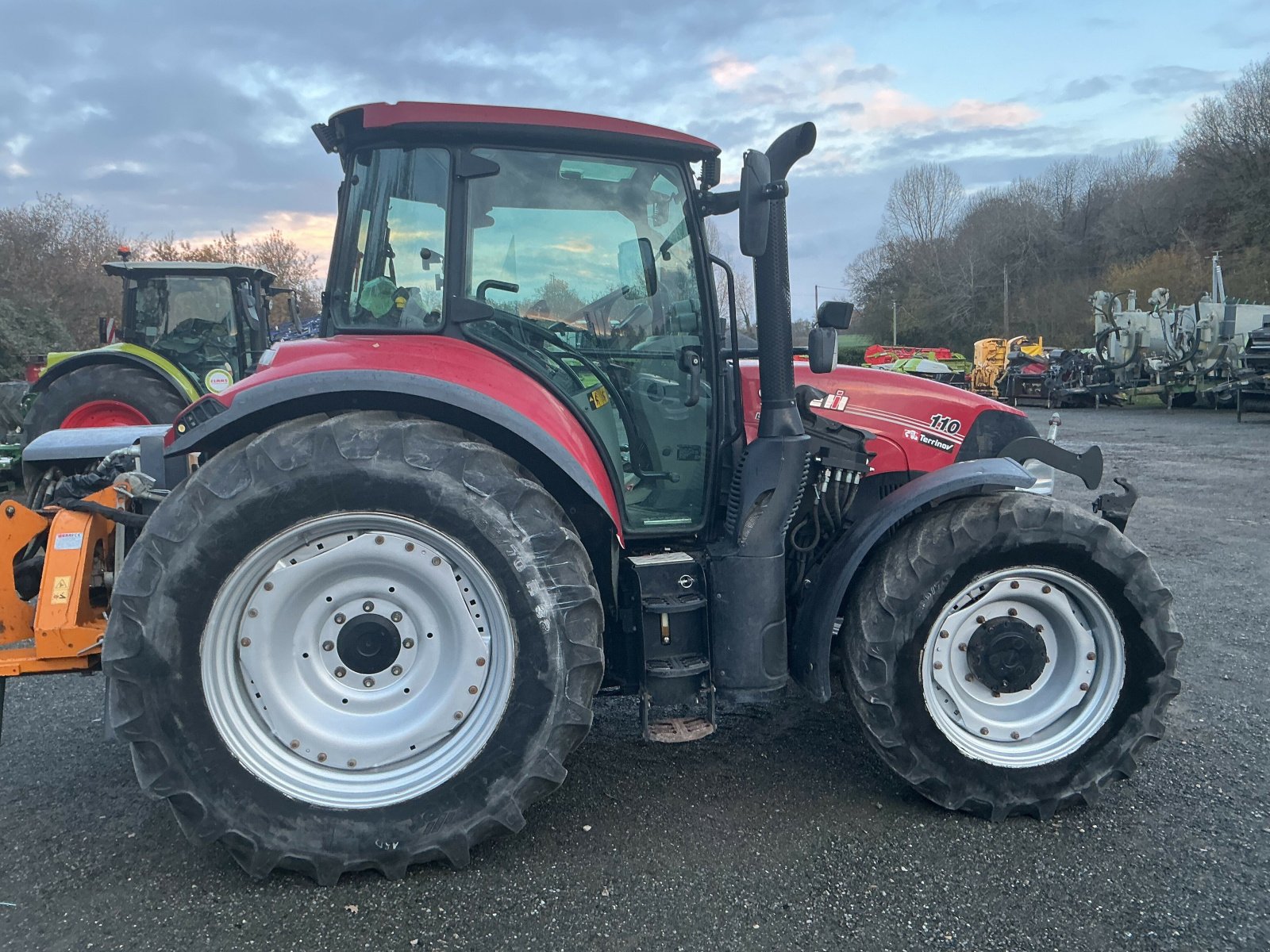 Traktor a típus Sonstige TRACTEUR CASE IH LUXXUM 110, Gebrauchtmaschine ekkor: ST CLEMENT DE LA PLACE (Kép 9)