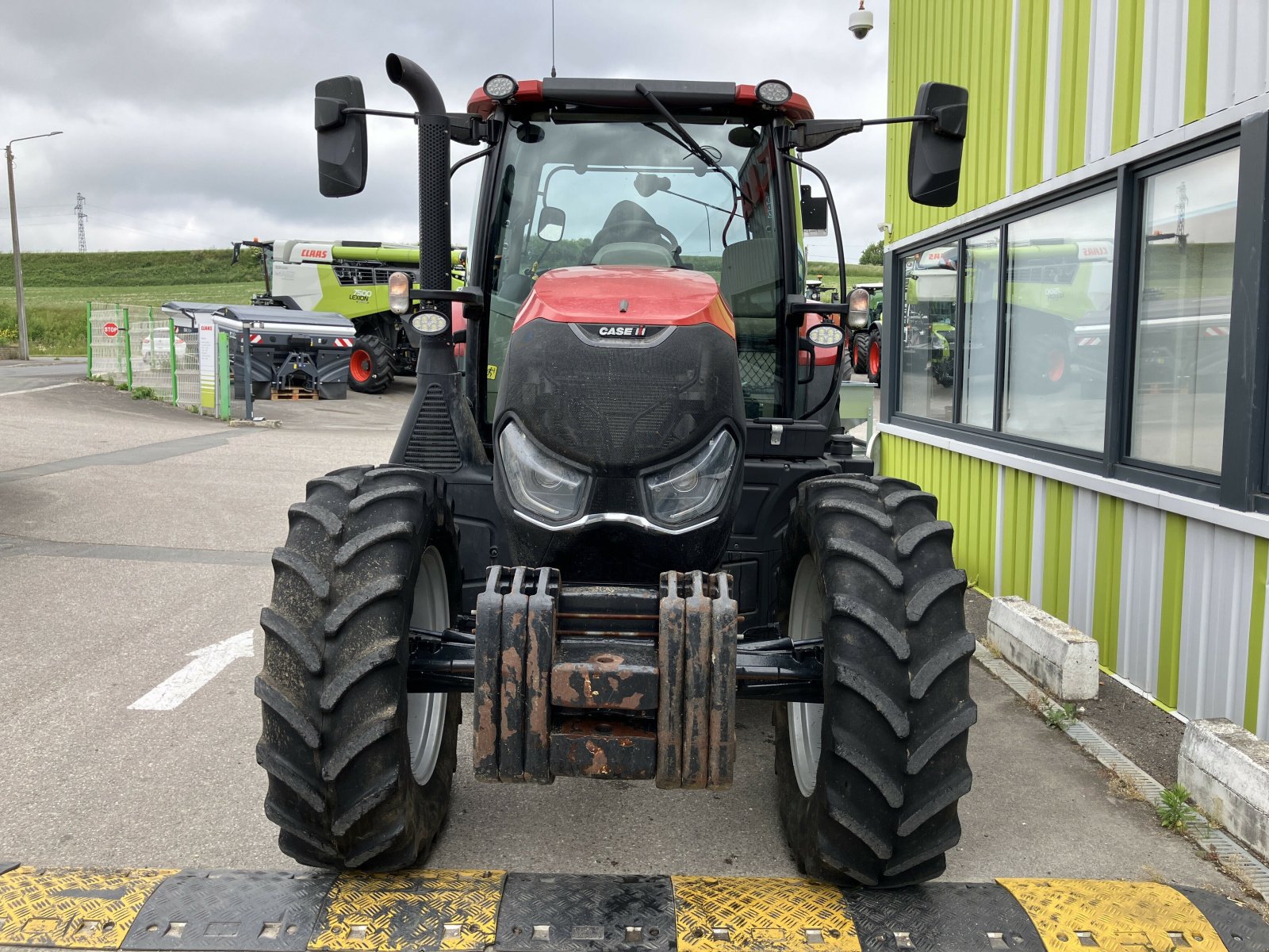 Traktor типа Sonstige TRACTEUR CASE MAXXUM 115, Gebrauchtmaschine в BLENDECQUES (Фотография 3)