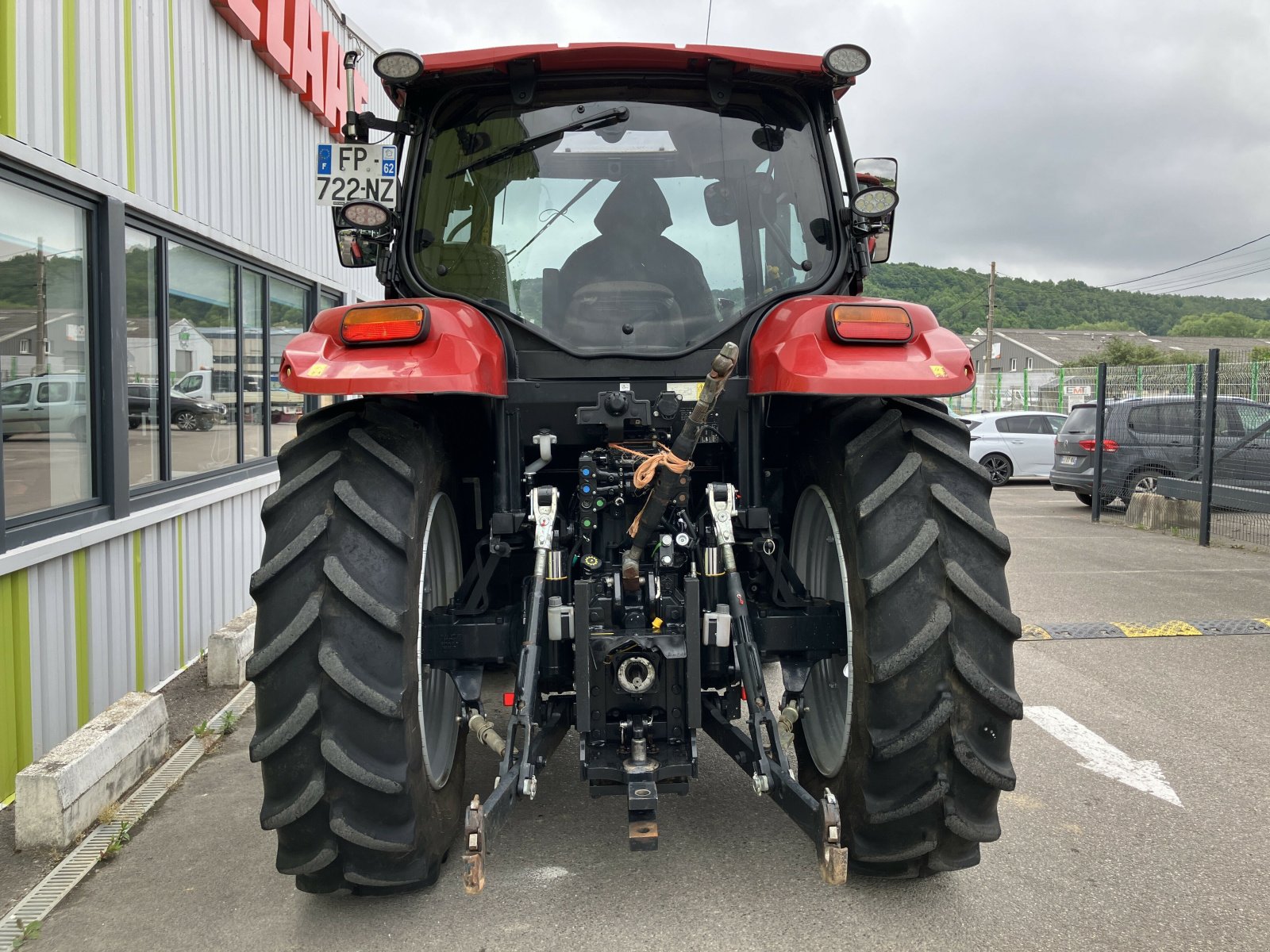 Traktor типа Sonstige TRACTEUR CASE MAXXUM 115, Gebrauchtmaschine в BLENDECQUES (Фотография 2)