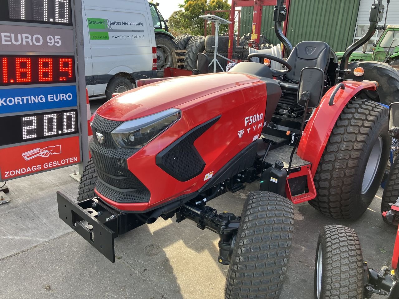 Traktor des Typs Sonstige TYM Branson F50hn Hydrostaat, Neumaschine in Kockengen (Bild 1)