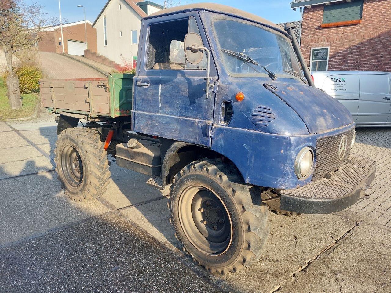 Traktor des Typs Sonstige Unimog 411, Gebrauchtmaschine in Ouderkerk aan den IJssel (Bild 3)