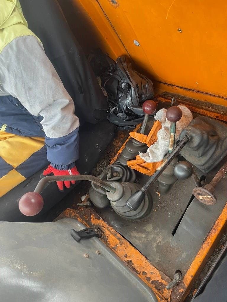 Traktor типа Sonstige Unimog 416 406 Diesel, Gebrauchtmaschine в Udenhout (Фотография 4)