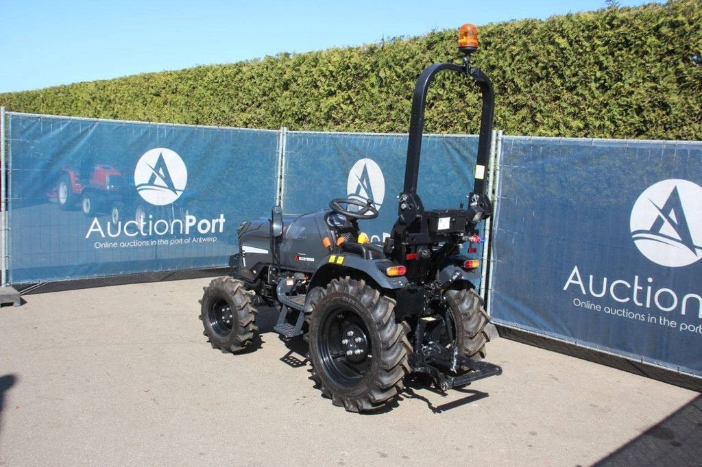 Traktor типа Sonstige VHM VT30, Neumaschine в Antwerpen (Фотография 3)