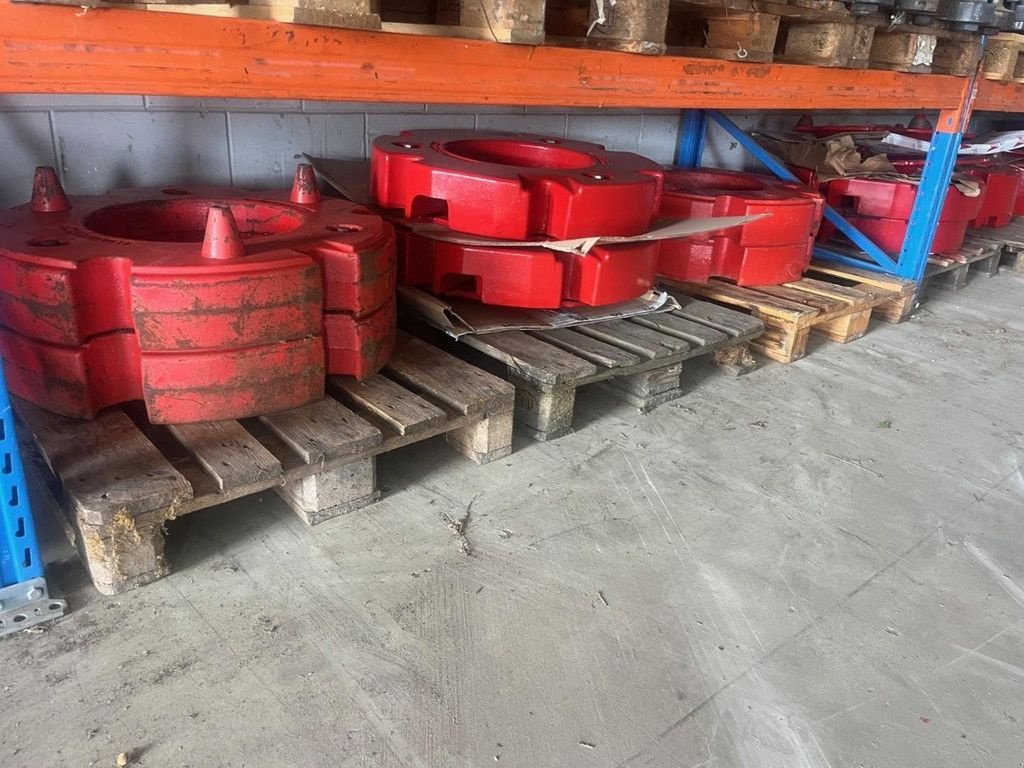 Traktor des Typs Sonstige Wielgewichten a 300 kg, Gebrauchtmaschine in Hapert (Bild 3)