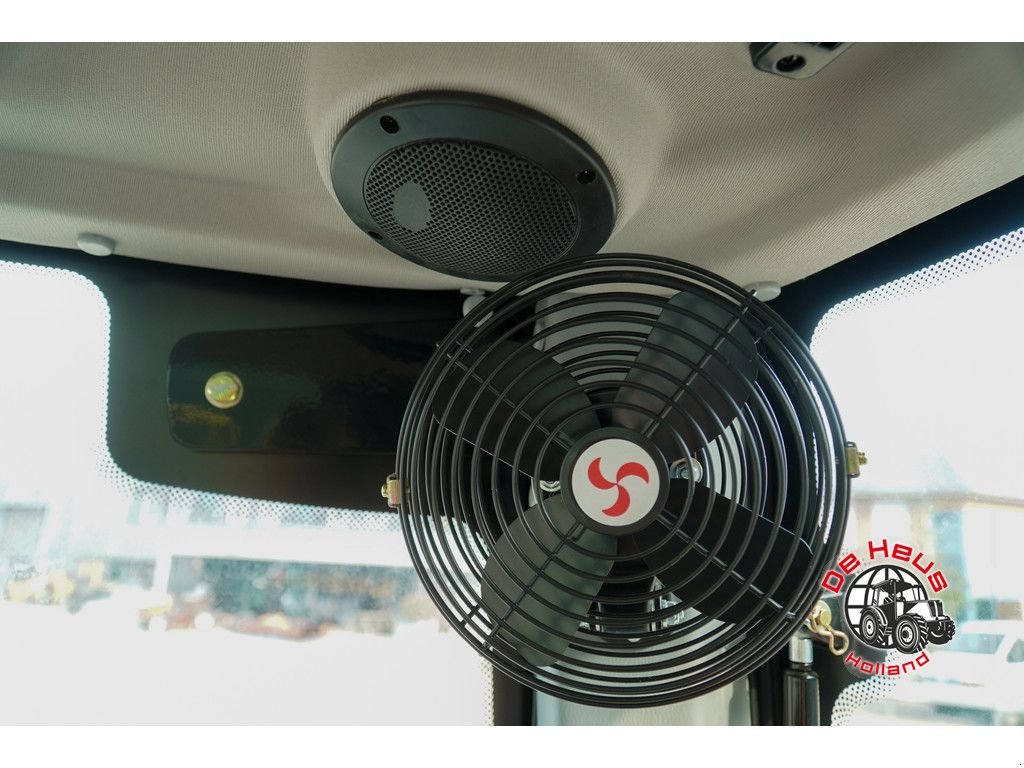 Traktor des Typs Sonstige YTO NMF554C, Neumaschine in MIJNSHEERENLAND (Bild 5)