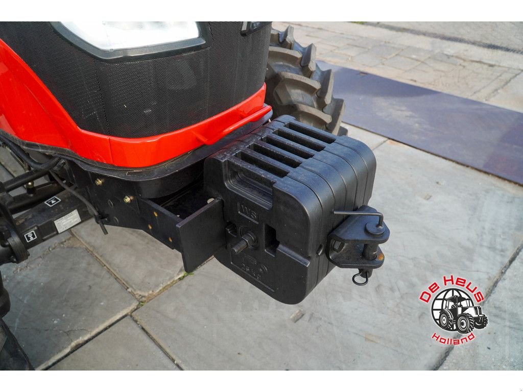 Traktor of the type Sonstige YTO NMF704C, Neumaschine in MIJNSHEERENLAND (Picture 8)