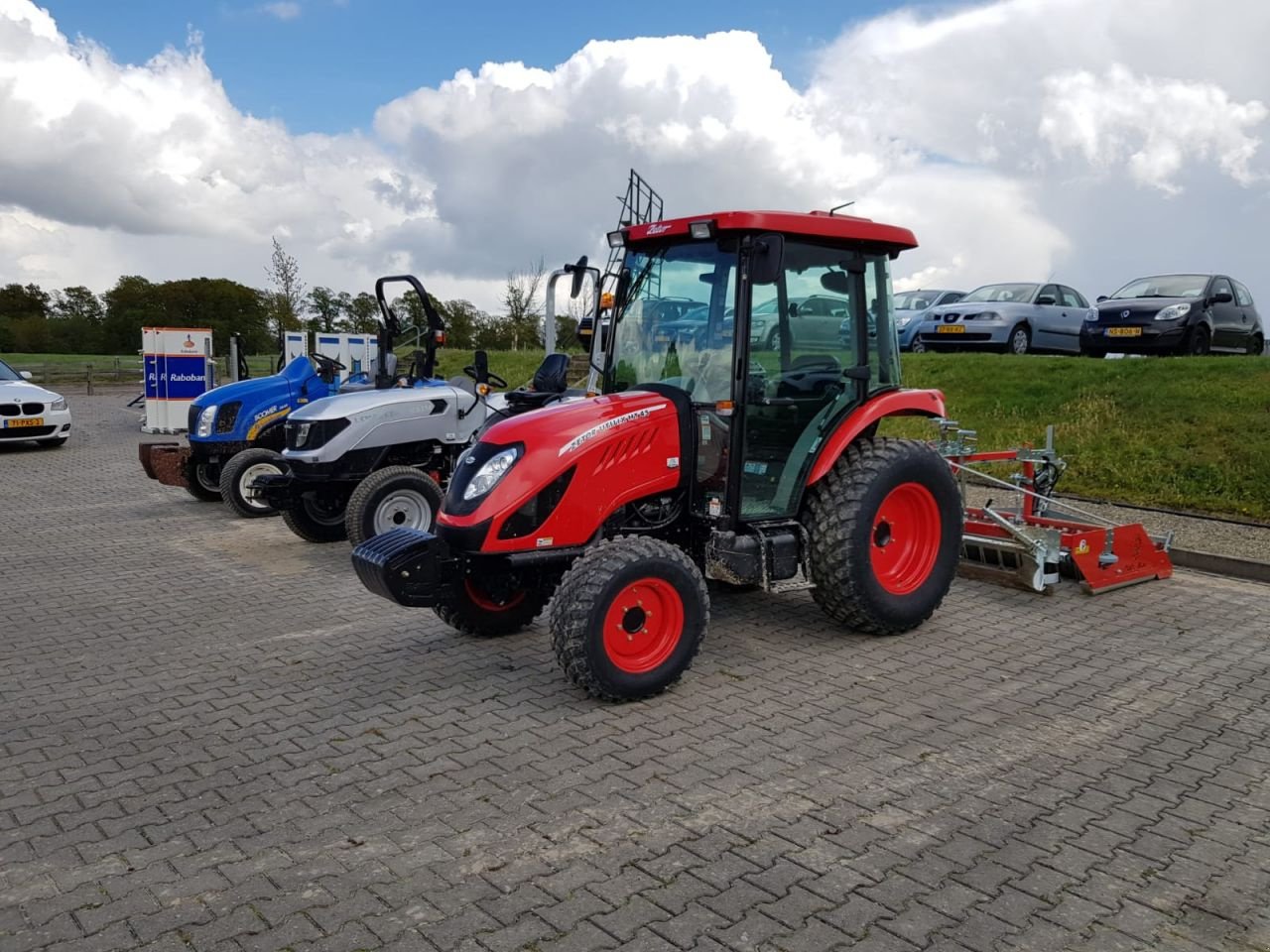 Traktor des Typs Sonstige Zetor utilix demo machine Zetor utilix demo machine Utilix 45 HT, Gebrauchtmaschine in Radewijk (Bild 1)