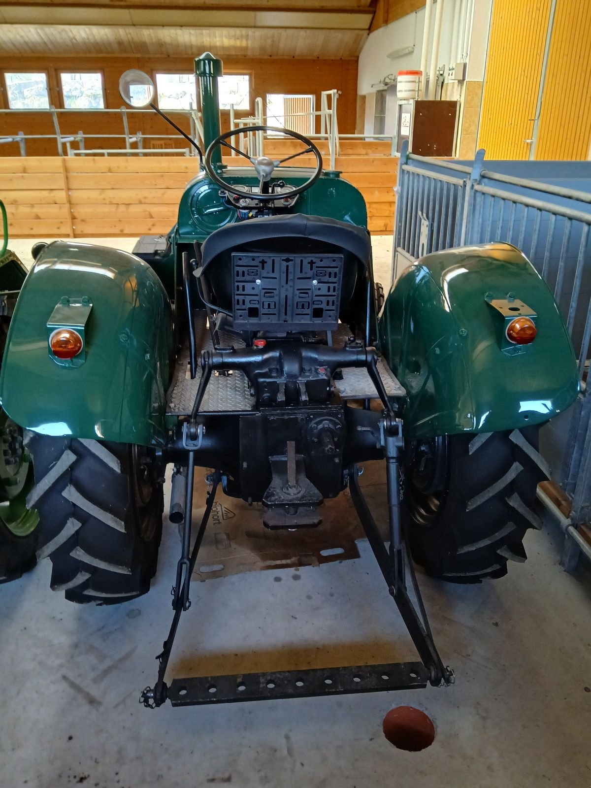 Traktor от тип Steyr 180, Gebrauchtmaschine в Burgkirchen (Снимка 3)