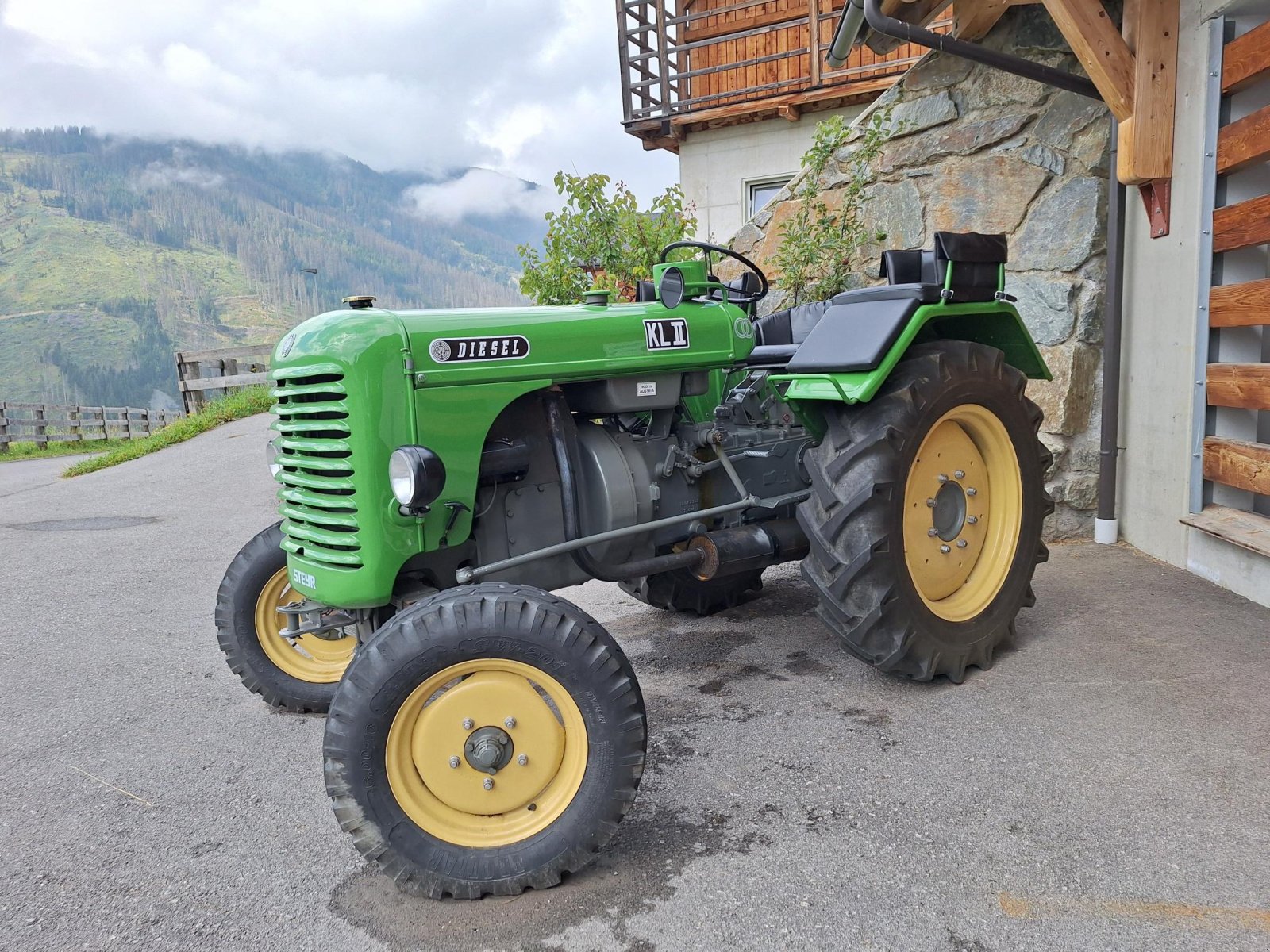 Traktor van het type Steyr 180, Gebrauchtmaschine in Obertilliach (Foto 2)
