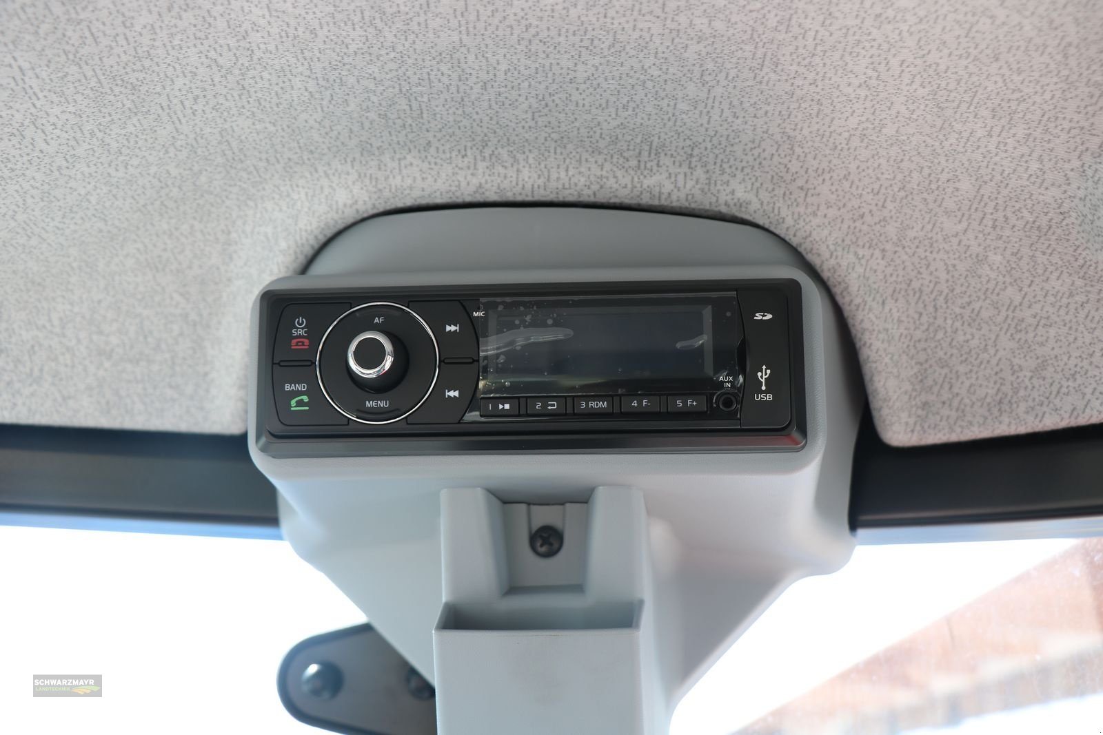 Traktor des Typs Steyr 4055 Kompakt S, Neumaschine in Aurolzmünster (Bild 12)