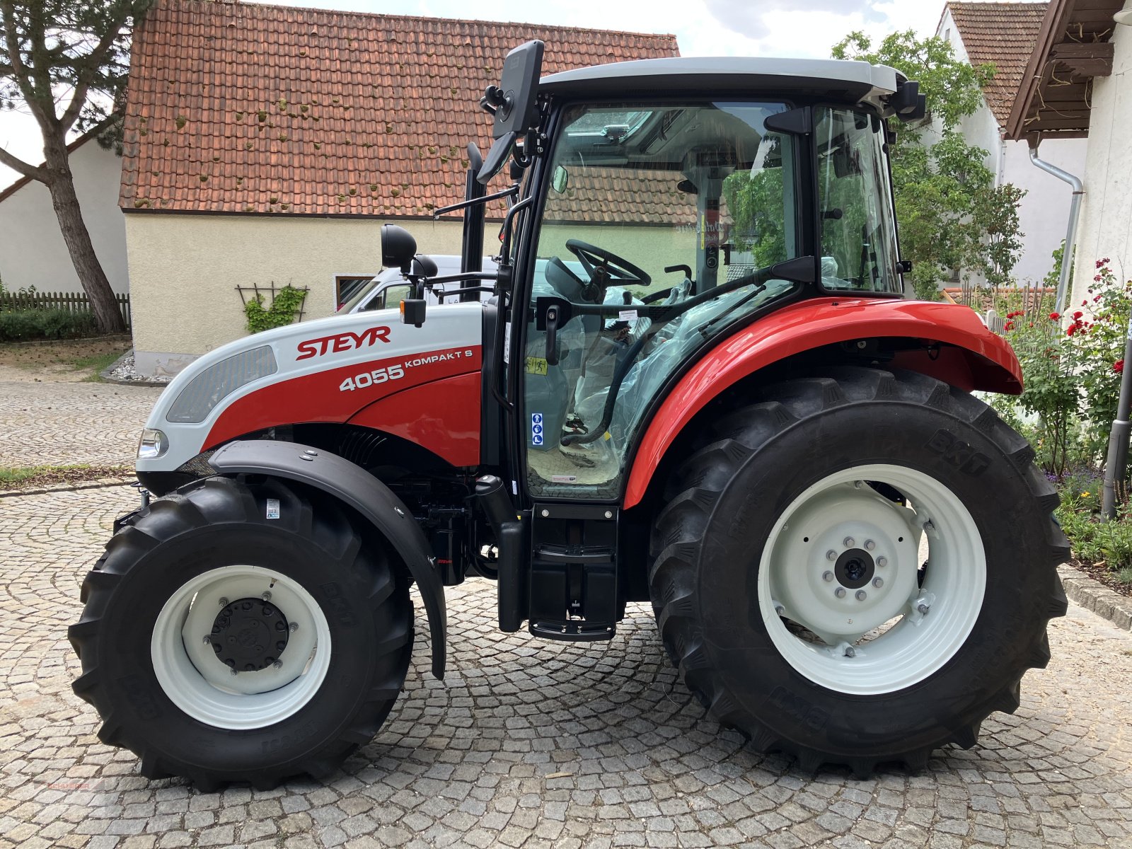 Traktor tip Steyr 4055 S Kompakt, Neumaschine in Schwandorf (Poză 4)
