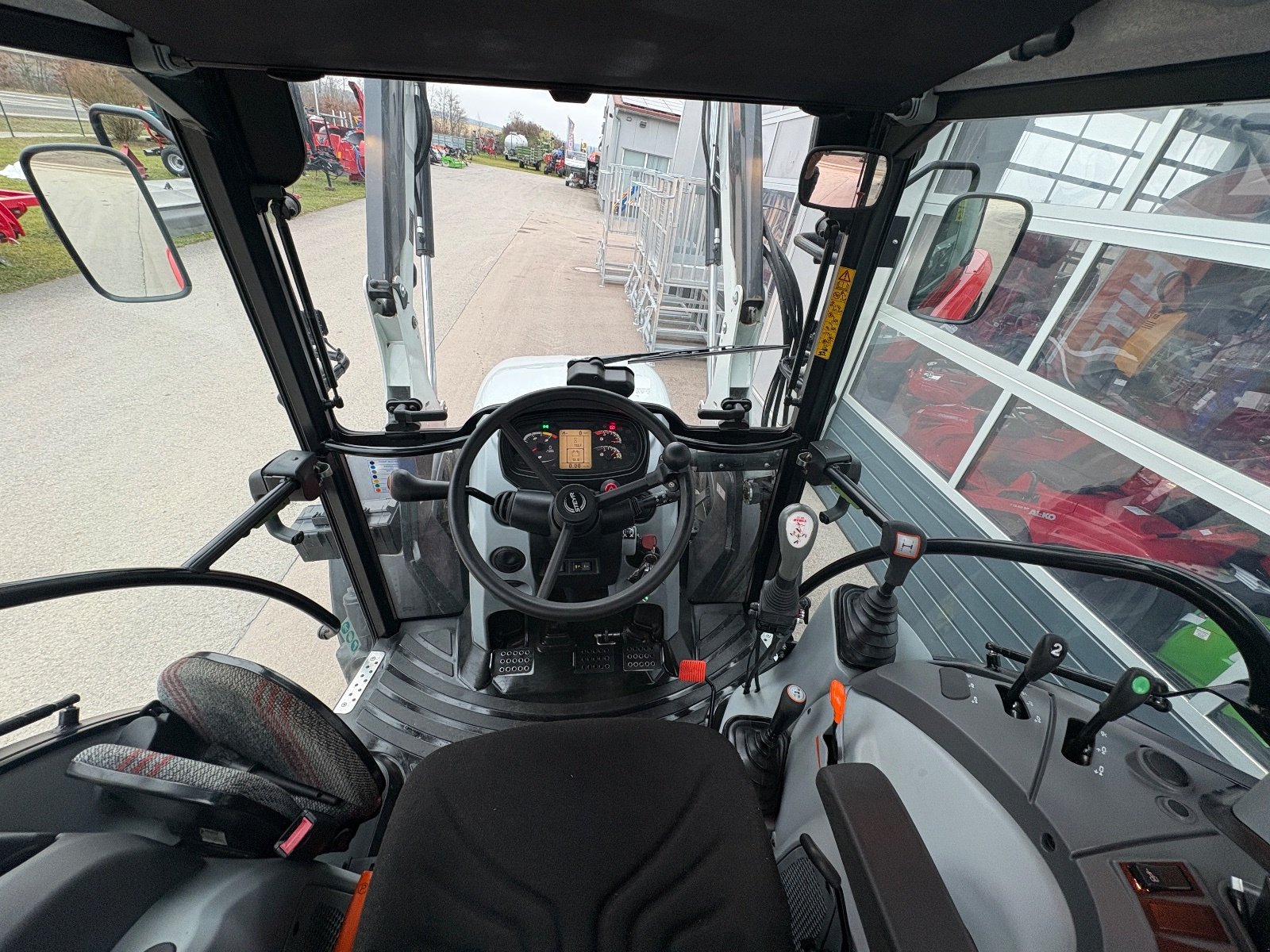 Traktor typu Steyr 4055 S Kompakt, Gebrauchtmaschine w Nittenau (Zdjęcie 10)