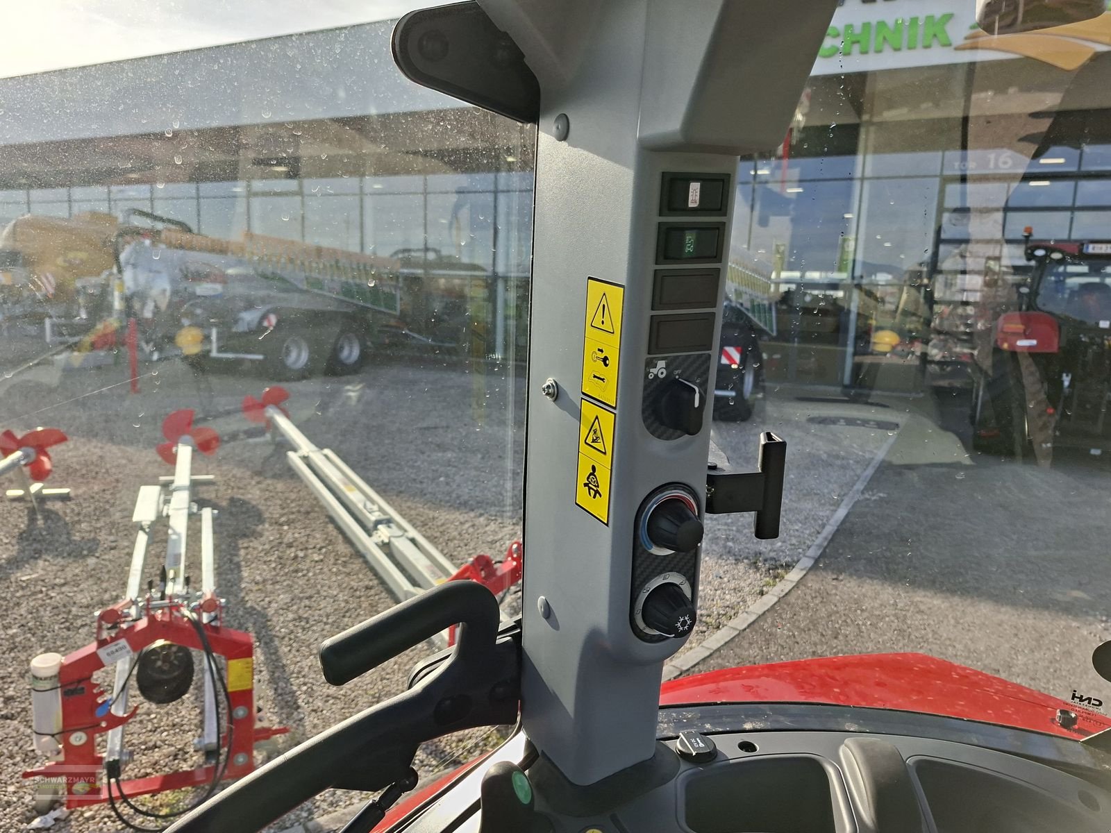 Traktor des Typs Steyr 4065 Kompakt S St.V, Neumaschine in Gampern (Bild 17)