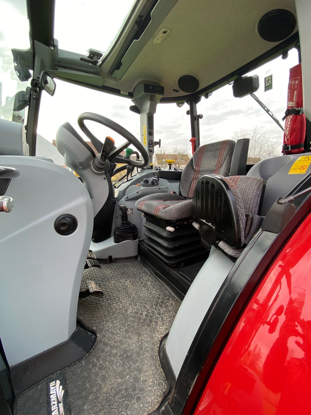 Traktor Türe ait Steyr 4075 Eco Kompakt Multi, Gebrauchtmaschine içinde Dürrwangen (resim 3)