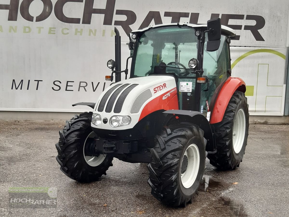 Traktor типа Steyr 4075 Kompakt S (Stage V), Neumaschine в Kronstorf (Фотография 13)