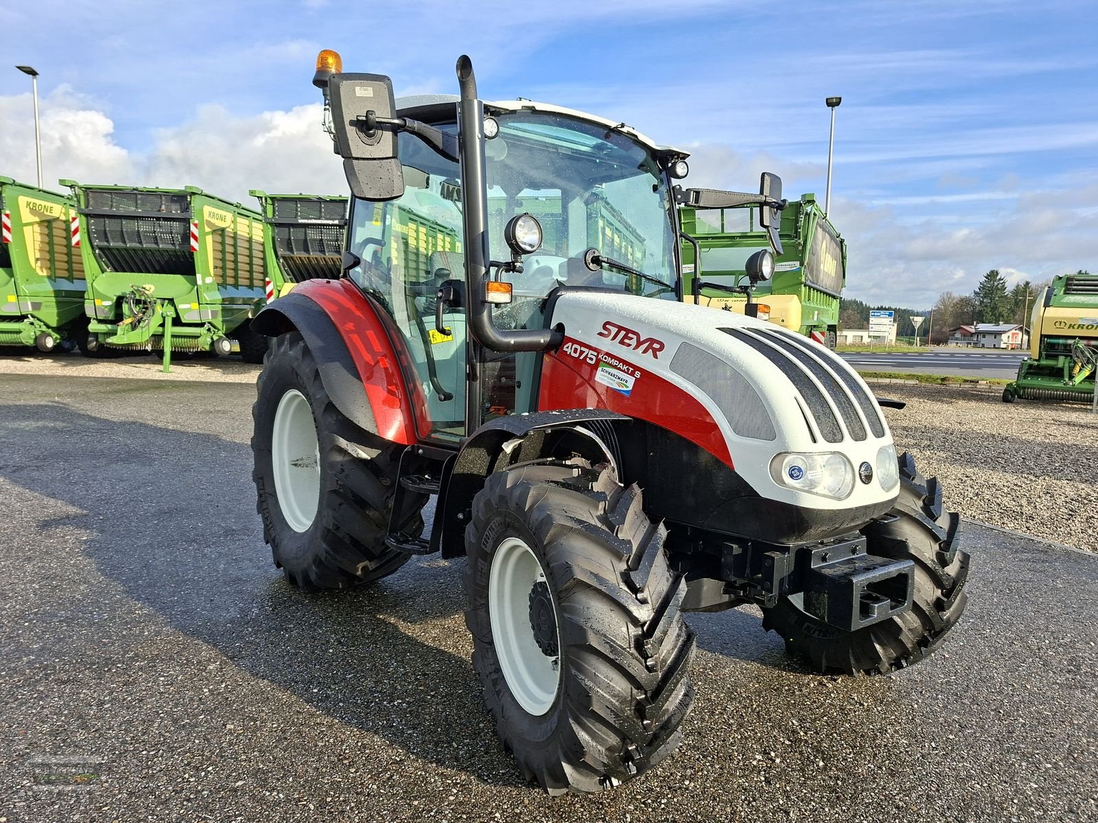 Traktor van het type Steyr 4075 Kompakt S St.V, Neumaschine in Gampern (Foto 5)