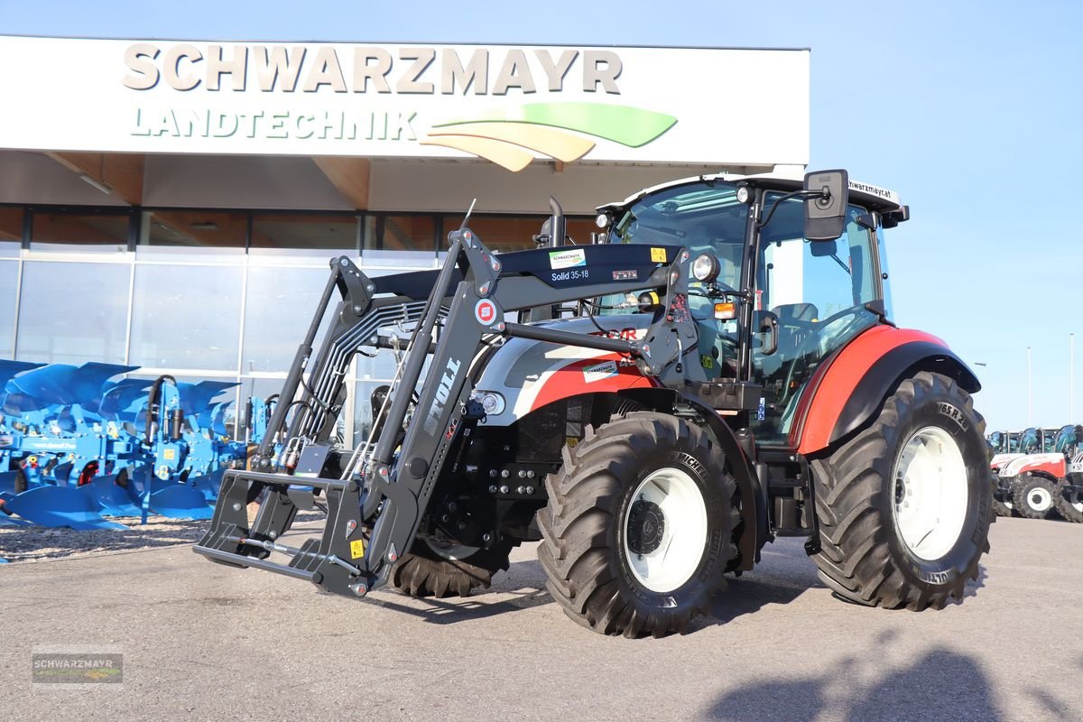 Traktor des Typs Steyr 4075 Kompakt S St.V, Neumaschine in Gampern (Bild 2)