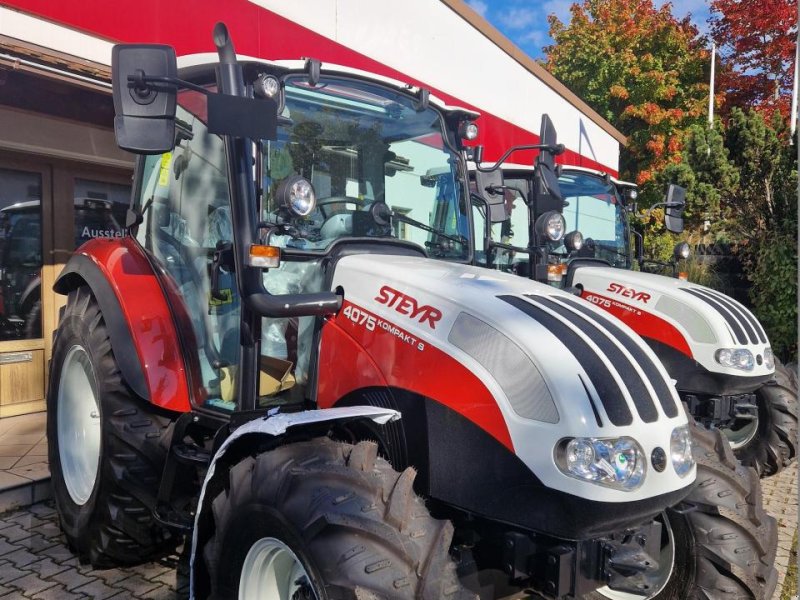 Traktor des Typs Steyr 4075 Kompakt S, Neumaschine in Straubing (Bild 1)