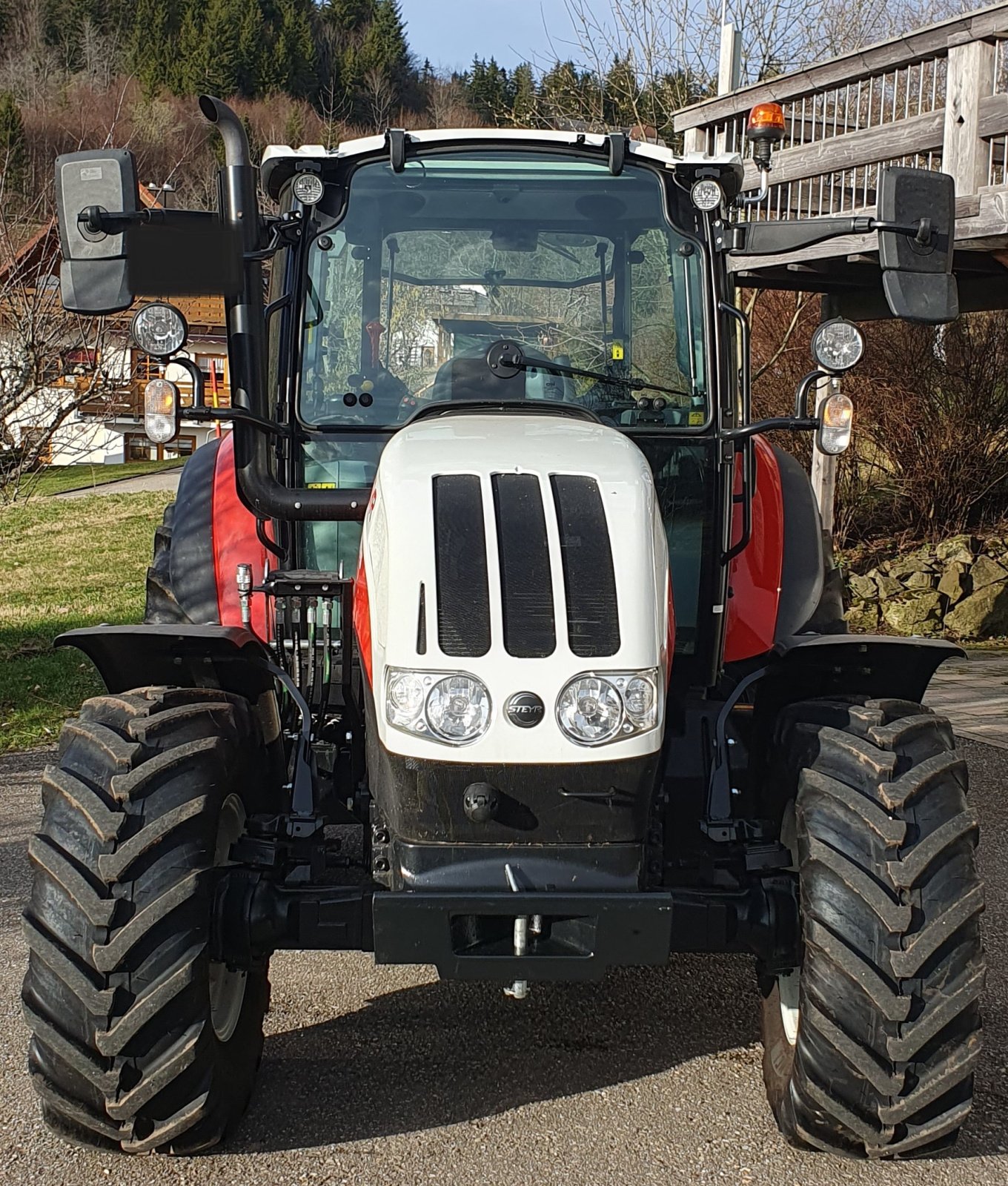Traktor des Typs Steyr 4075 Kompakt, Gebrauchtmaschine in Titisee-Neustadt (Bild 3)