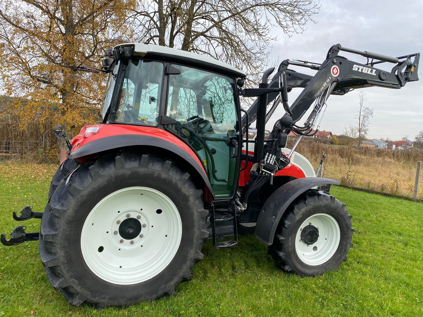 Traktor des Typs Steyr 4075 Kompakt, Gebrauchtmaschine in Dürrwangen (Bild 8)