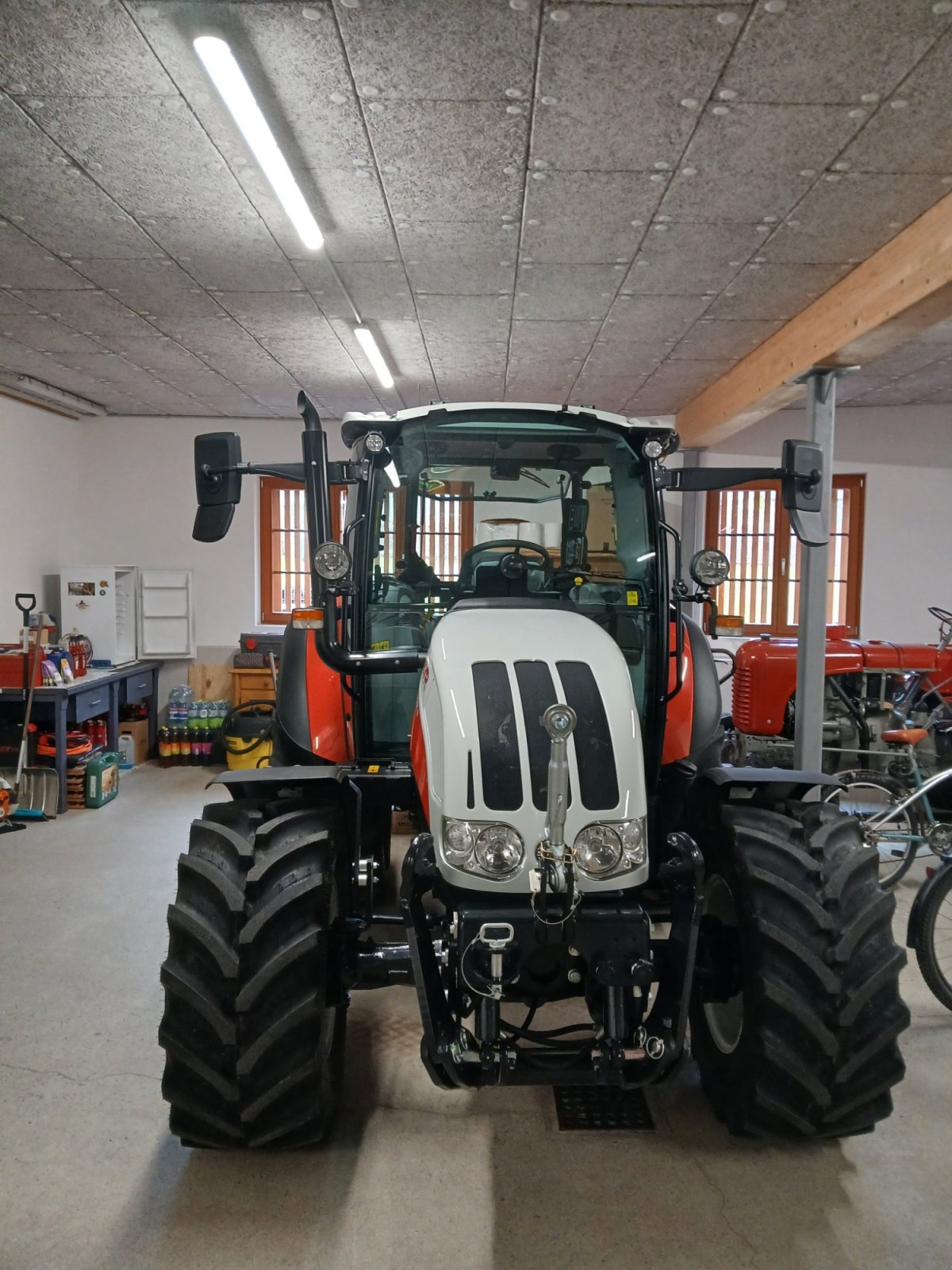 Traktor del tipo Steyr 4075 S Kompakt, Neumaschine en Dornbirn (Imagen 1)