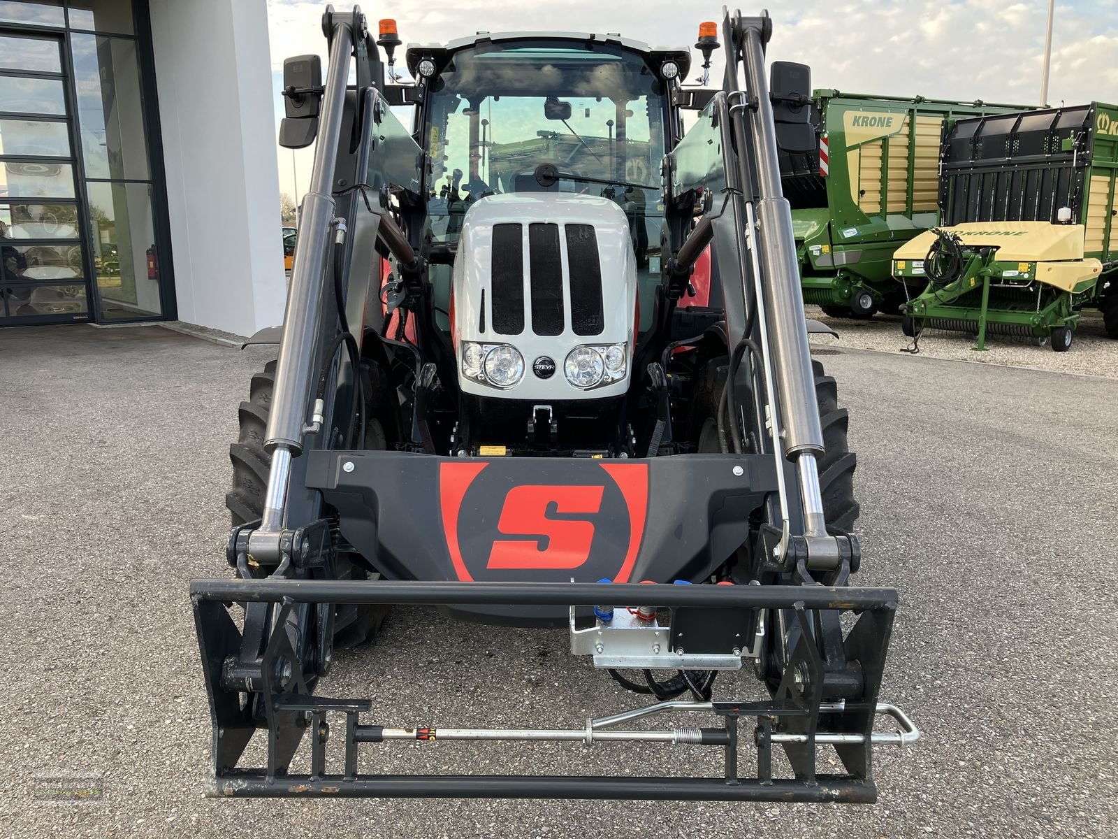 Traktor Türe ait Steyr 4080 Kompakt Hilo, Vorführmaschine içinde Gampern (resim 7)