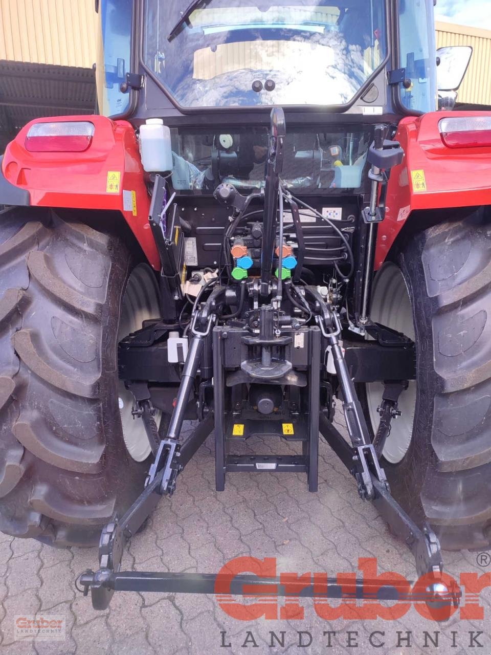 Traktor des Typs Steyr 4080 Kompakt M, Neumaschine in Ampfing (Bild 4)