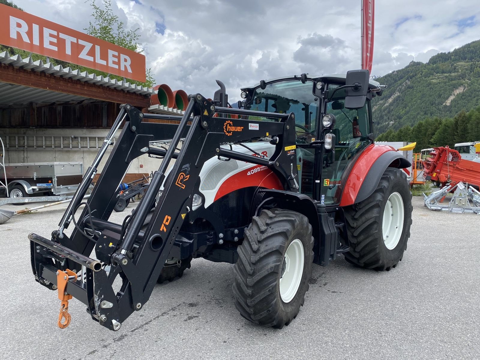 Traktor za tip Steyr 4085 Kompakt, Gebrauchtmaschine u Ried im Oberinntal (Slika 2)