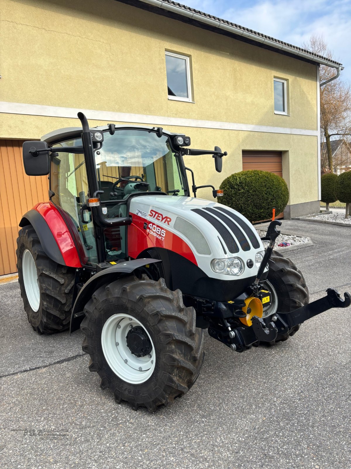 Traktor типа Steyr 4085 Kompakt, Gebrauchtmaschine в Pabneukirchen (Фотография 1)