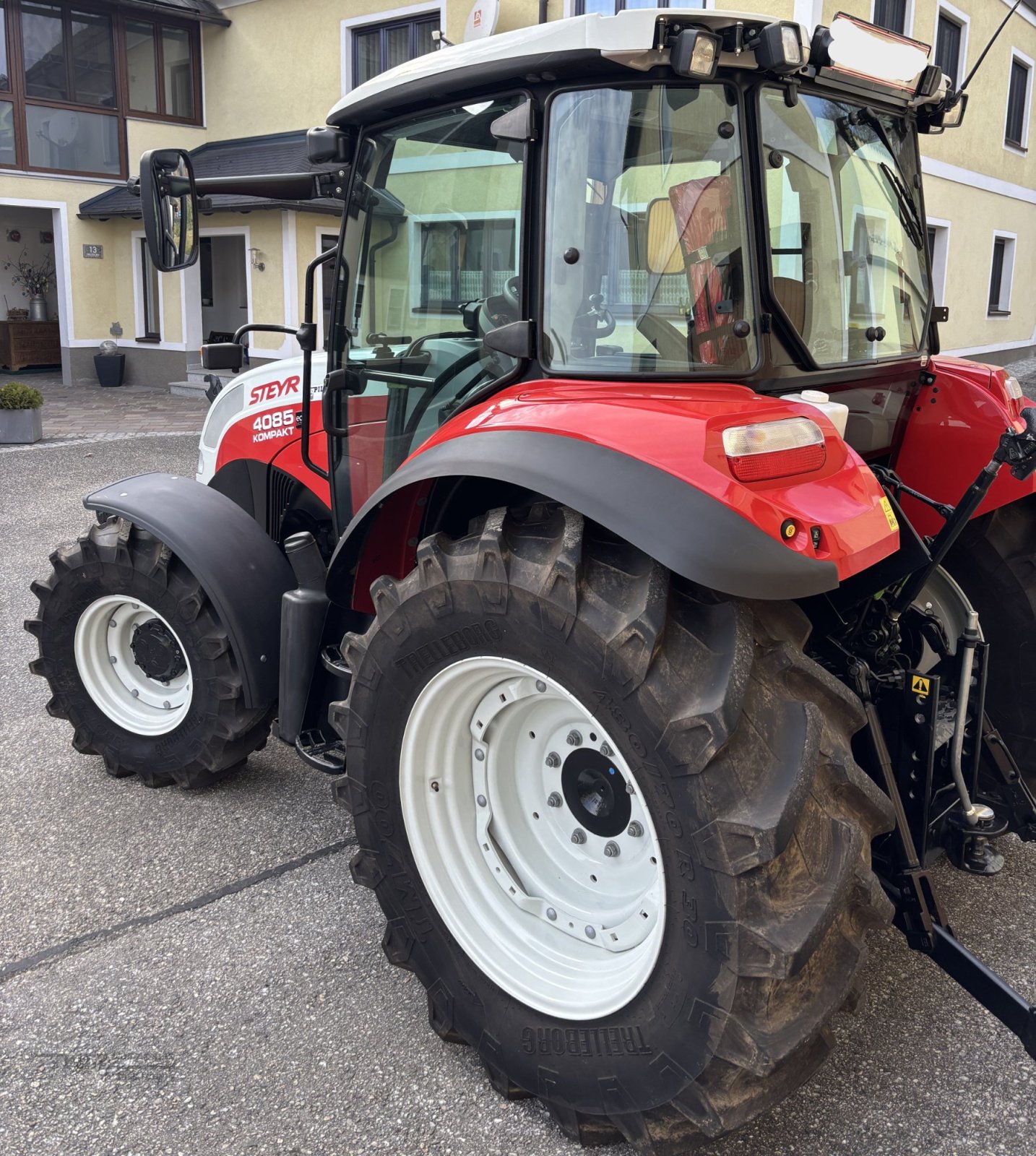 Traktor типа Steyr 4085 Kompakt, Gebrauchtmaschine в Pabneukirchen (Фотография 3)