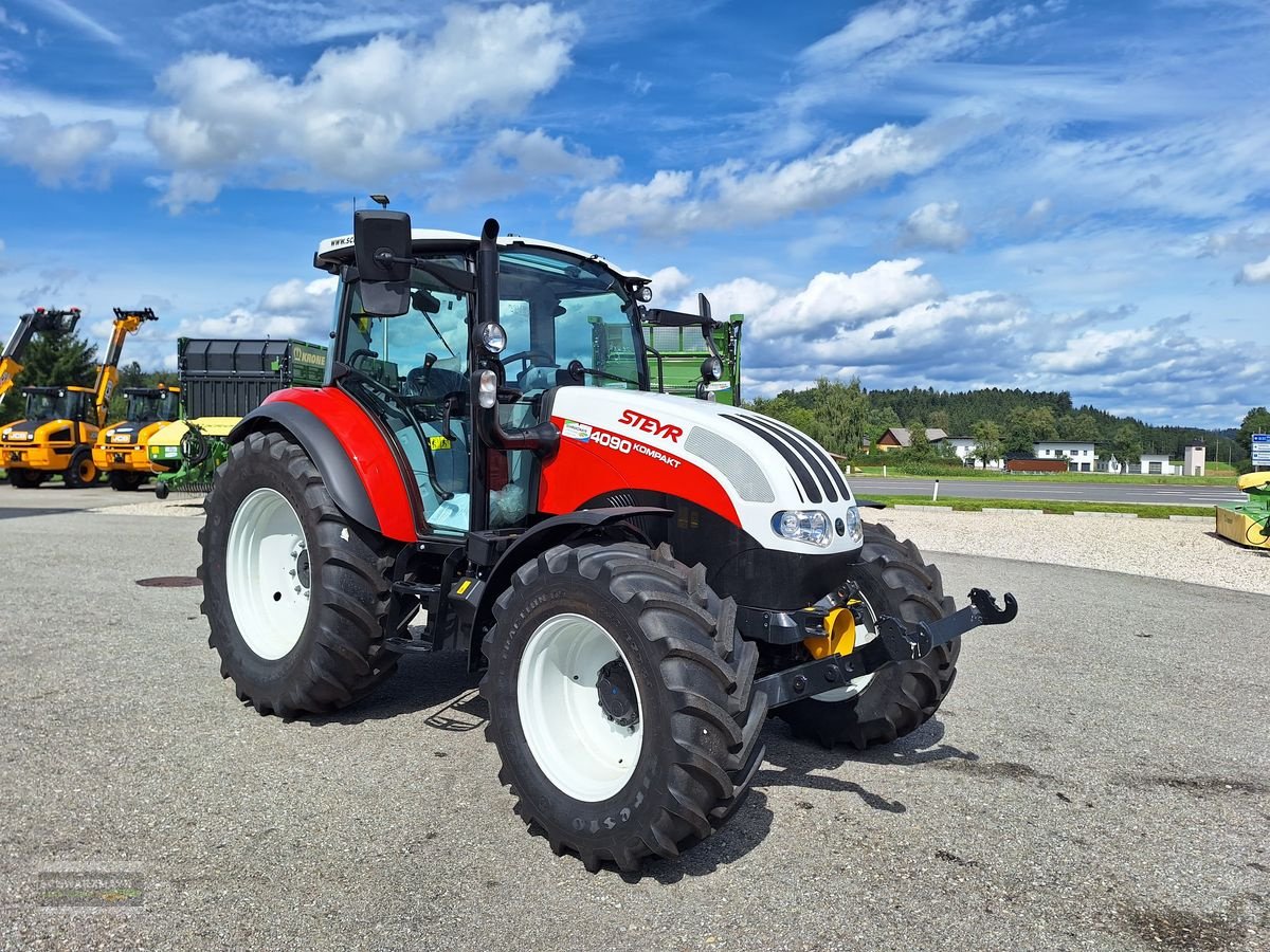 Traktor типа Steyr 4090 Kompakt (Stage V), Neumaschine в Gampern (Фотография 2)