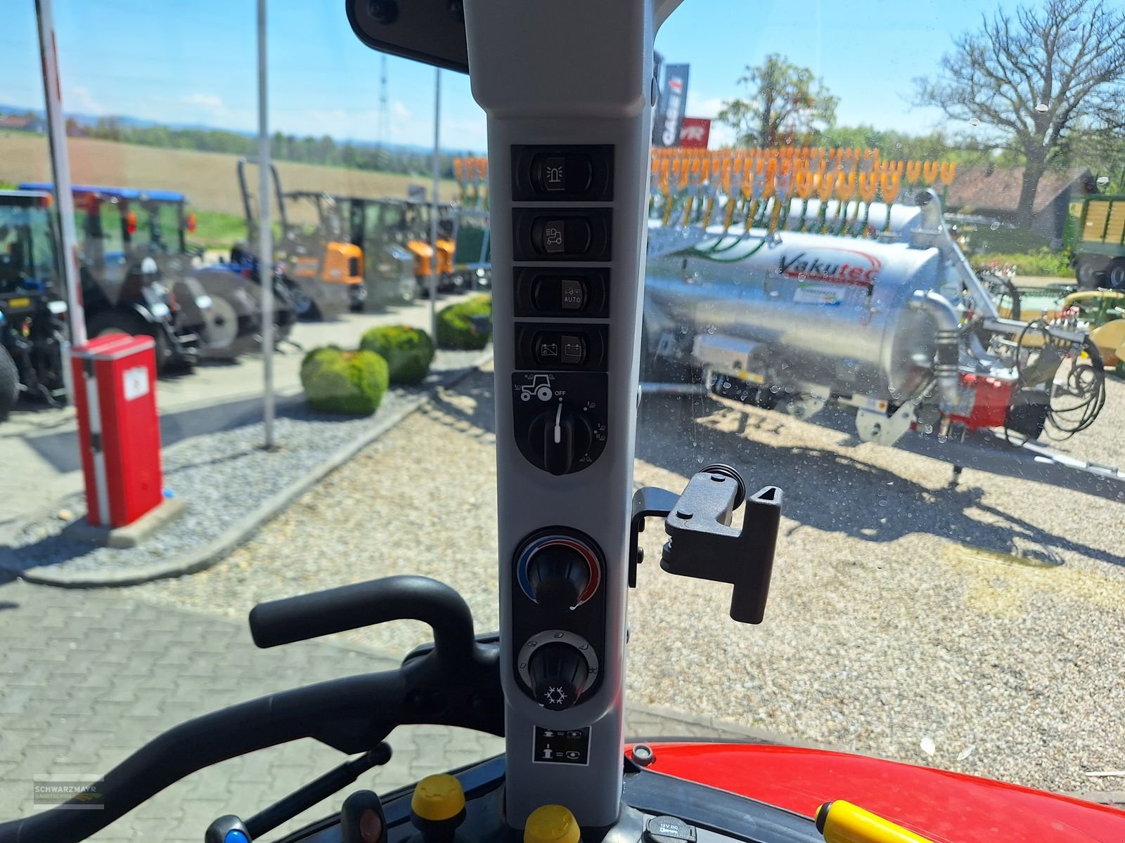 Traktor of the type Steyr 4090 Plus 1.0, Neumaschine in Aurolzmünster (Picture 16)