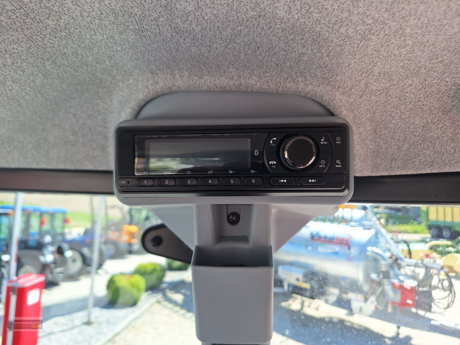 Traktor of the type Steyr 4090 Plus 1.0, Neumaschine in Aurolzmünster (Picture 15)