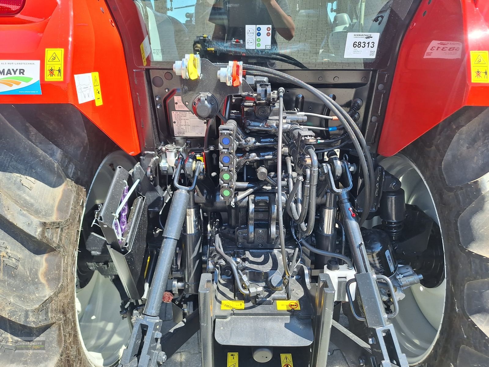 Traktor of the type Steyr 4090 Plus 1.0, Neumaschine in Aurolzmünster (Picture 13)