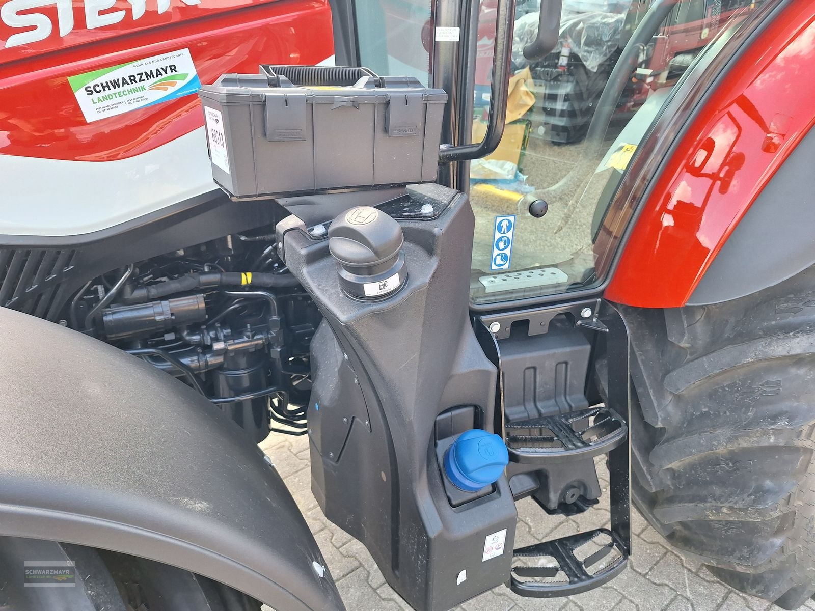 Traktor of the type Steyr 4090 PLUS, Neumaschine in Aurolzmünster (Picture 18)