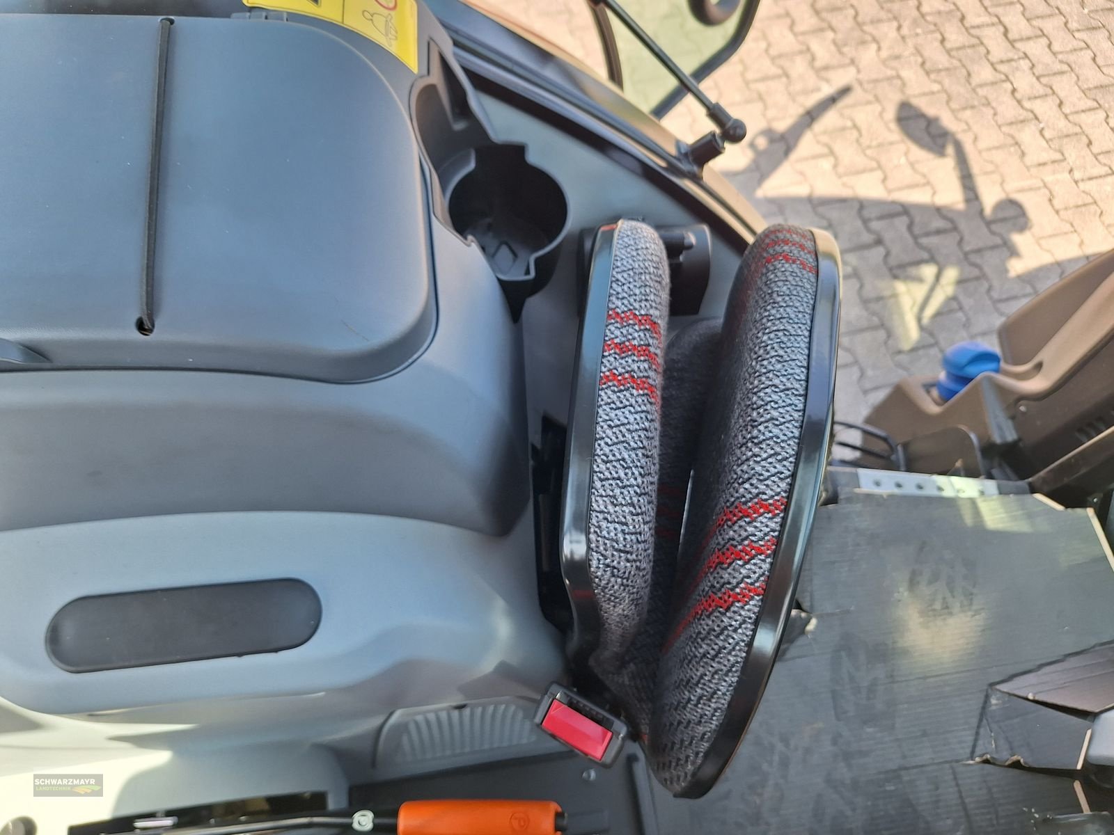 Traktor del tipo Steyr 4090 PLUS, Neumaschine en Aurolzmünster (Imagen 18)