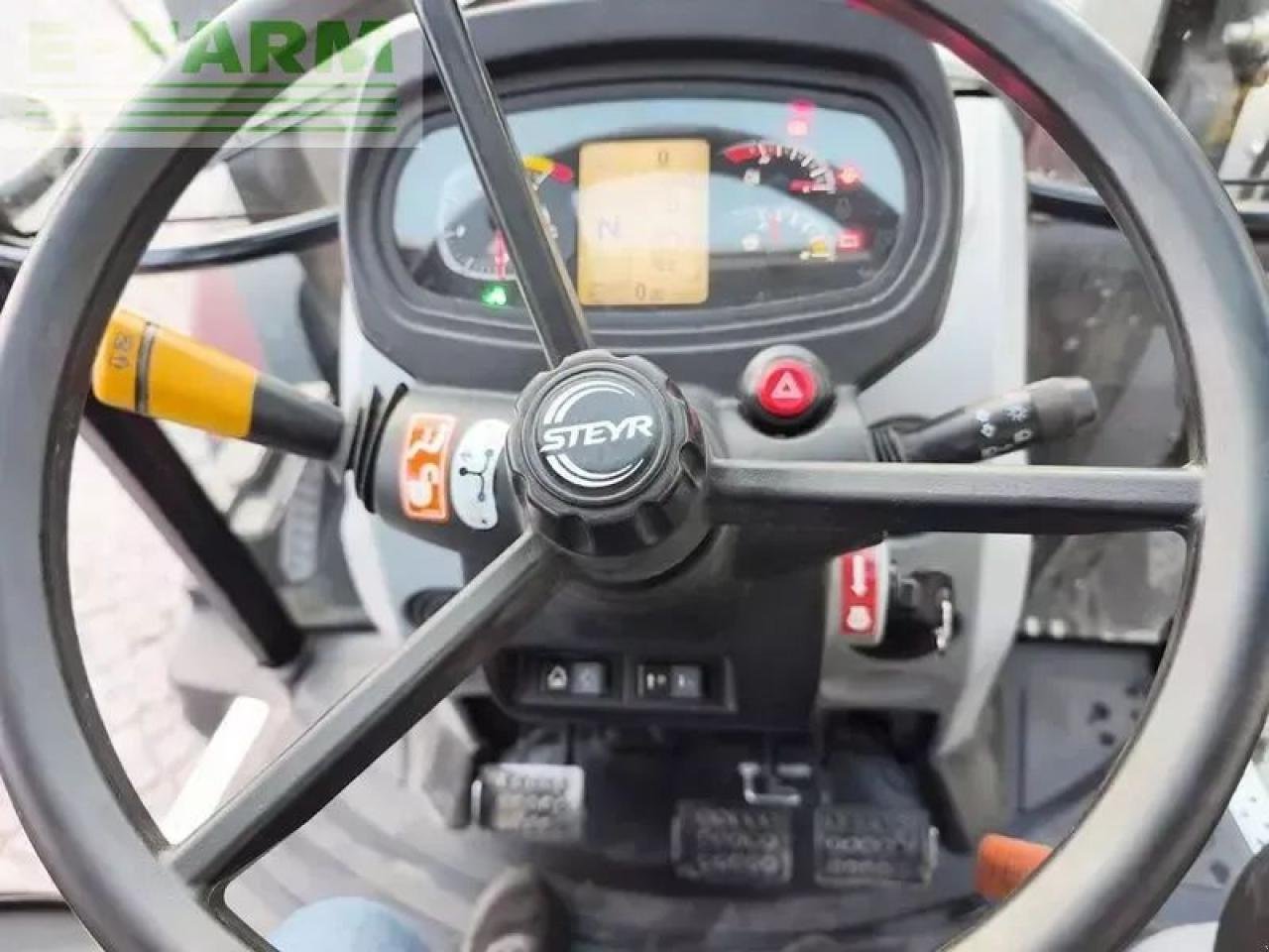 Traktor a típus Steyr 4095 kompakt et profi, Gebrauchtmaschine ekkor: SANKT MARIENKIRCHEN BEI SCHÄRDING (Kép 11)