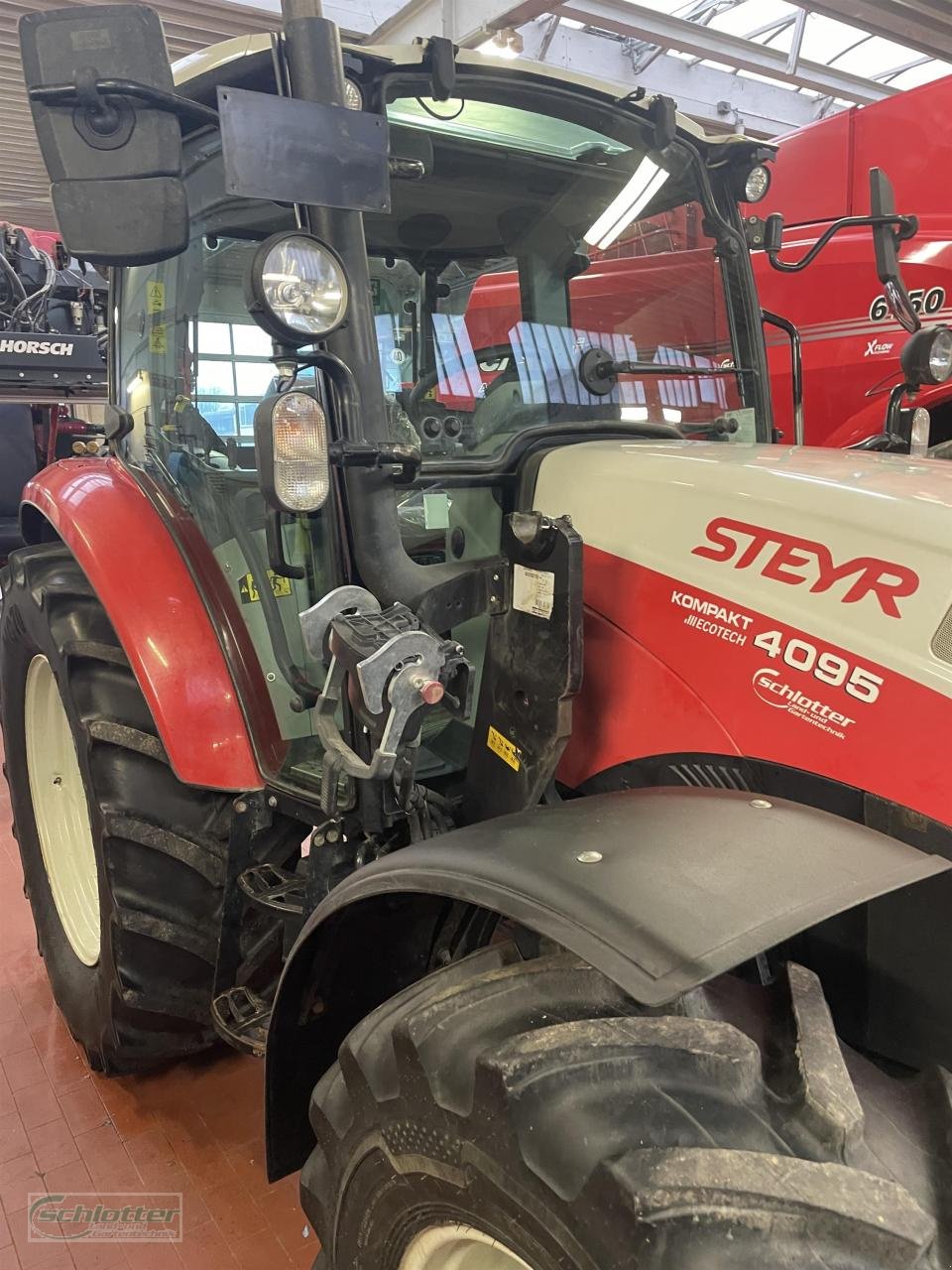 Traktor des Typs Steyr 4095 KOMPAKT HILO, Gebrauchtmaschine in Idstein-Wörsdorf (Bild 4)