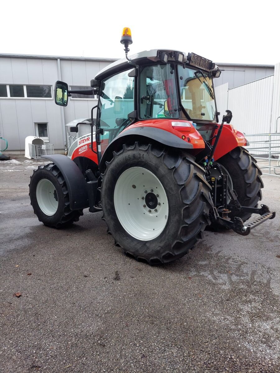 Traktor Türe ait Steyr 4095 Kompakt, Gebrauchtmaschine içinde Bergheim (resim 1)