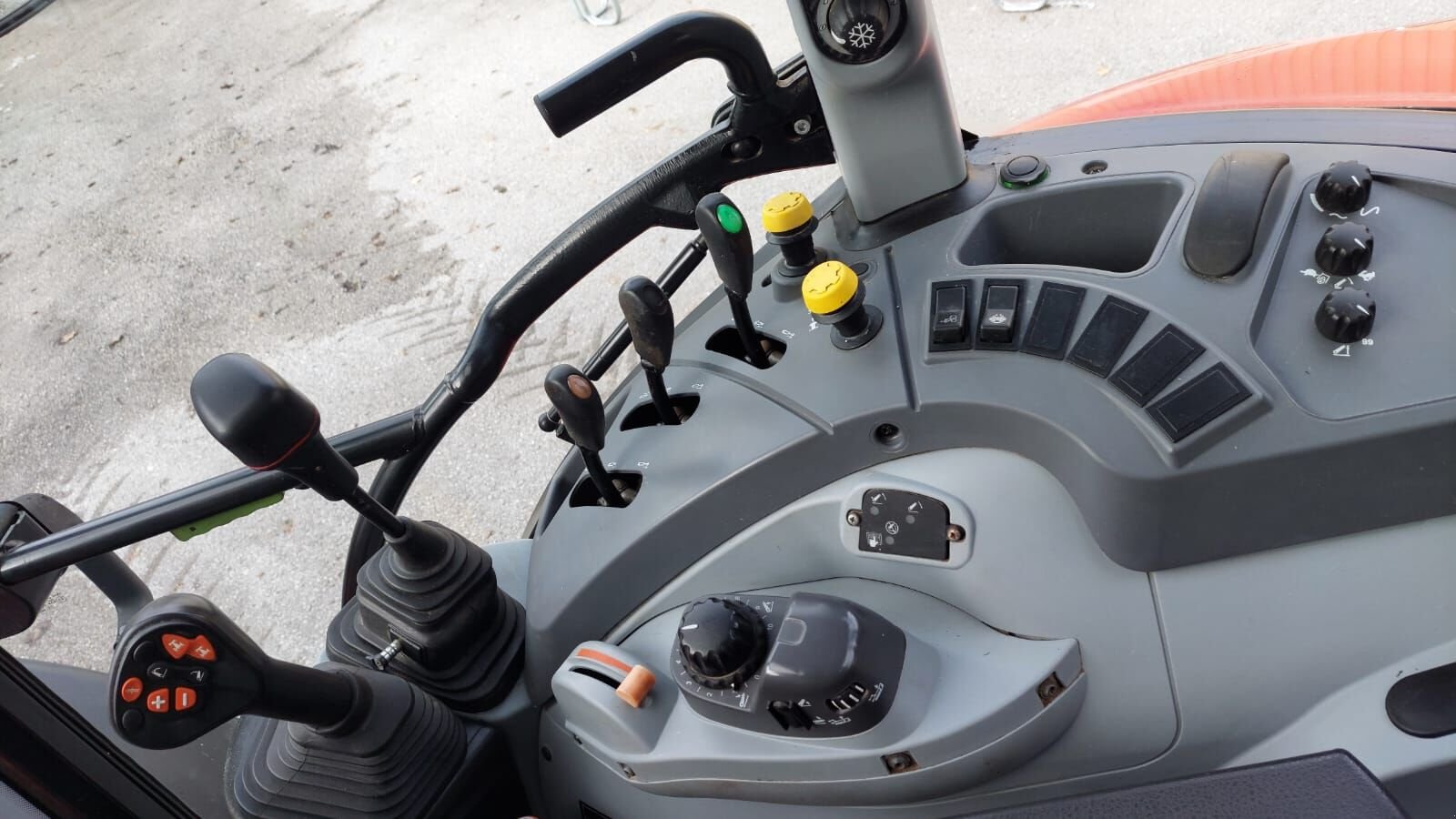 Traktor Türe ait Steyr 4095 Kompakt, Gebrauchtmaschine içinde Bergheim (resim 7)