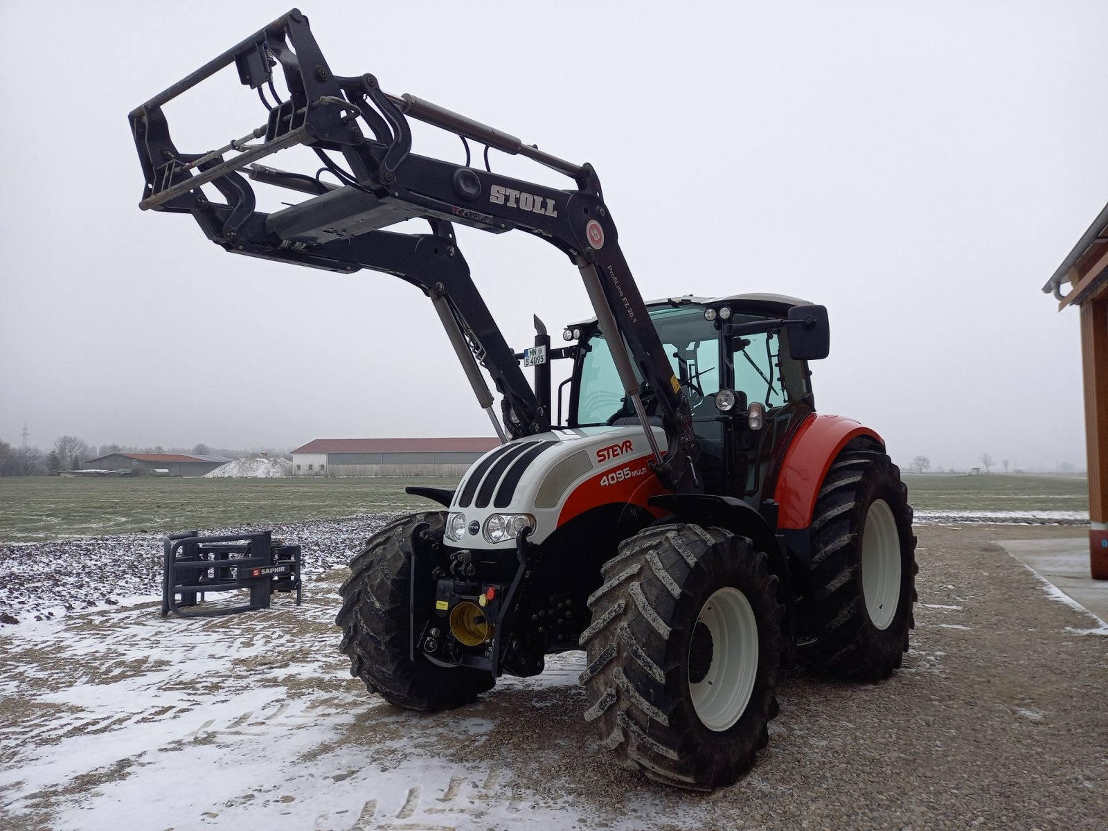 Traktor du type Steyr 4095 Multi, Gebrauchtmaschine en Ettringen (Photo 4)