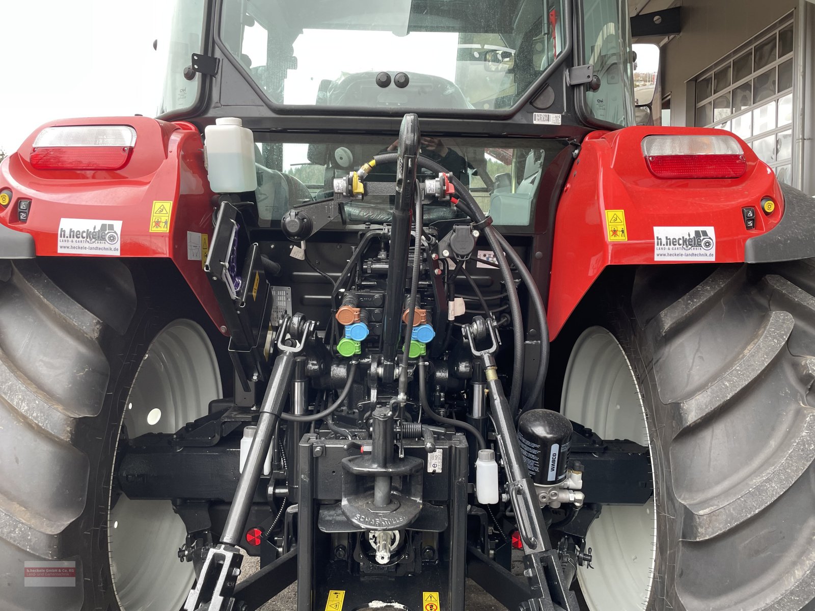 Traktor des Typs Steyr 4100 Kompakt HD, Neumaschine in Epfendorf (Bild 4)