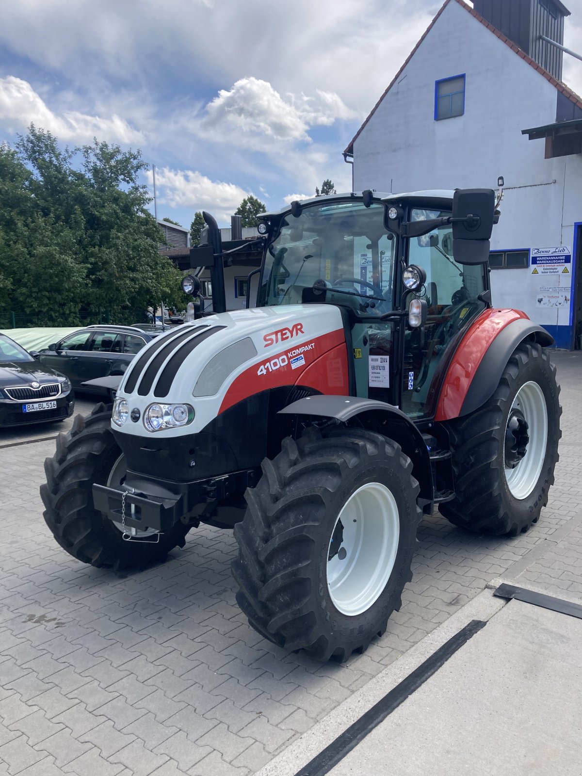 Traktor des Typs Steyr 4100 Kompakt HiLo, Neumaschine in Schesslitz (Bild 10)