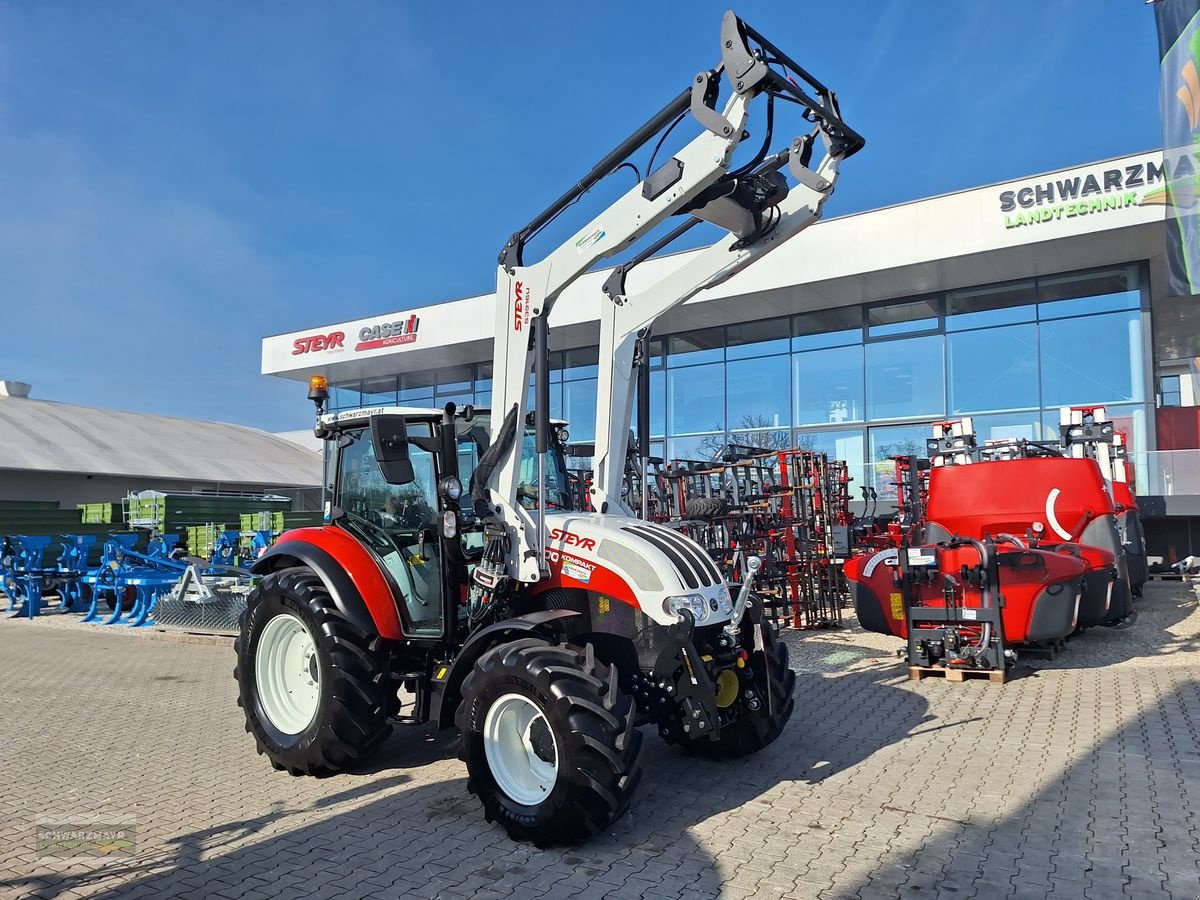 Traktor типа Steyr 4100 Kompakt (Stage V), Neumaschine в Aurolzmünster (Фотография 1)