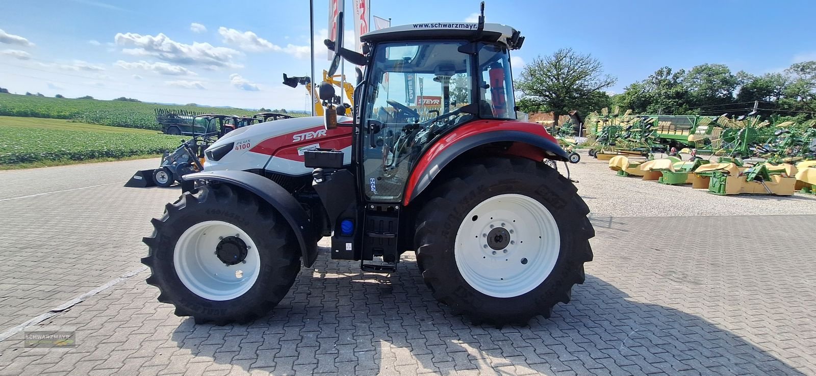 Traktor des Typs Steyr 4100 Plus 1.0, Neumaschine in Aurolzmünster (Bild 28)