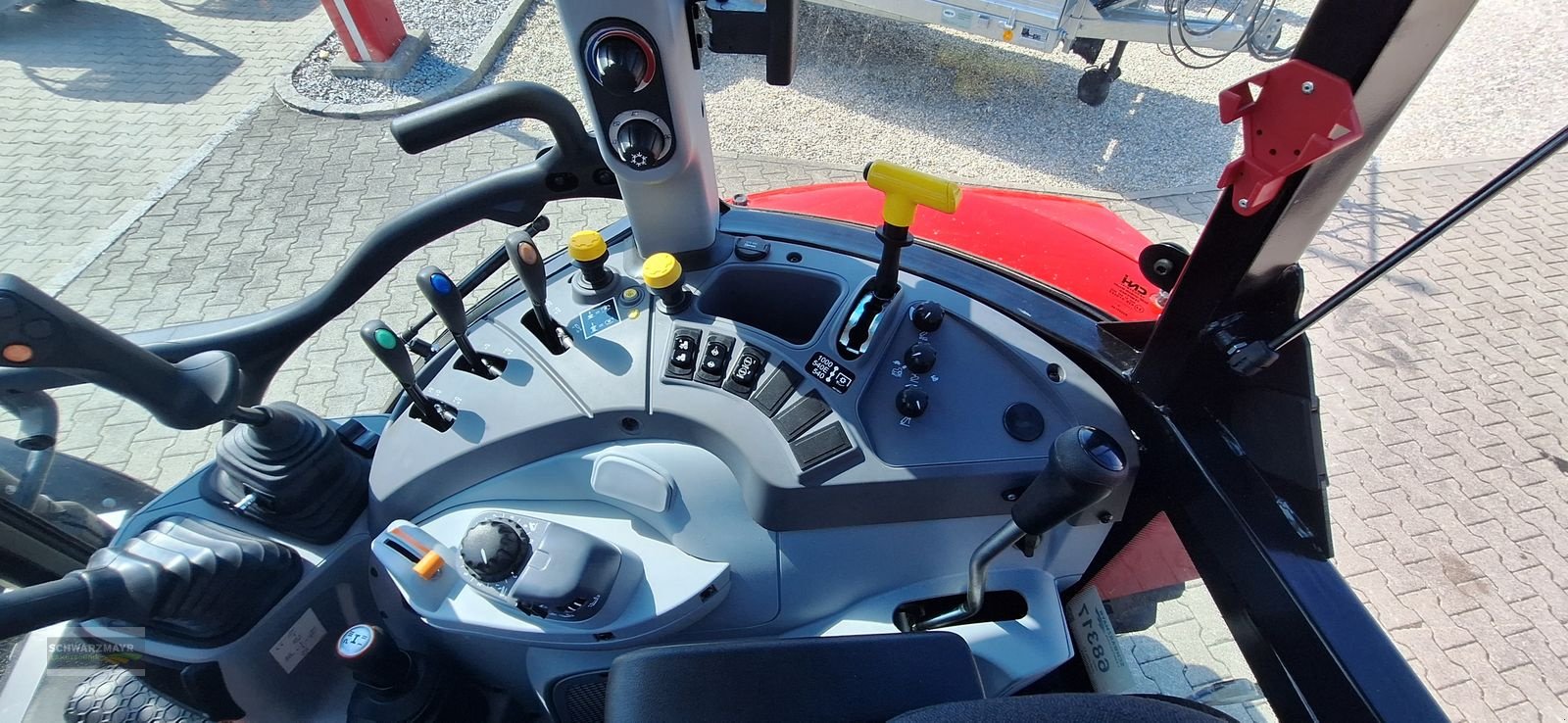 Traktor of the type Steyr 4100 PLUS, Neumaschine in Aurolzmünster (Picture 14)