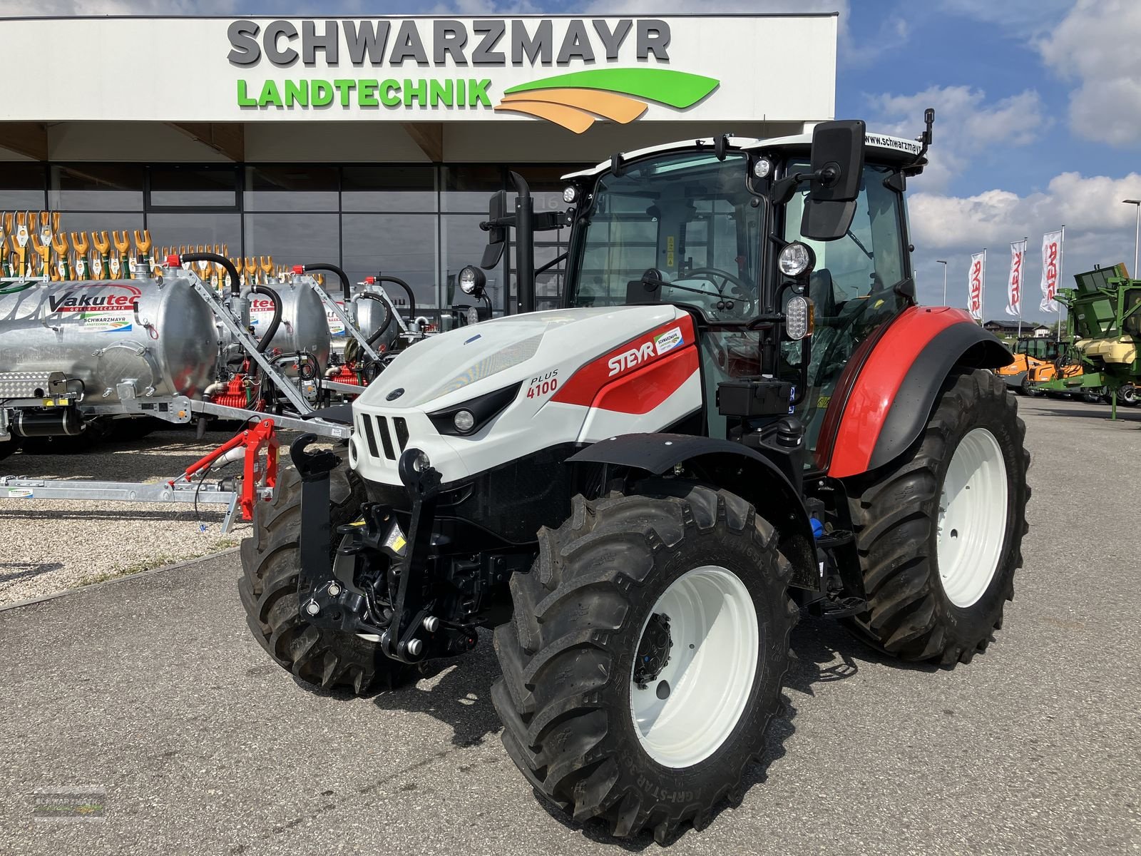 Traktor Türe ait Steyr 4100 PLUS, Neumaschine içinde Aurolzmünster (resim 1)