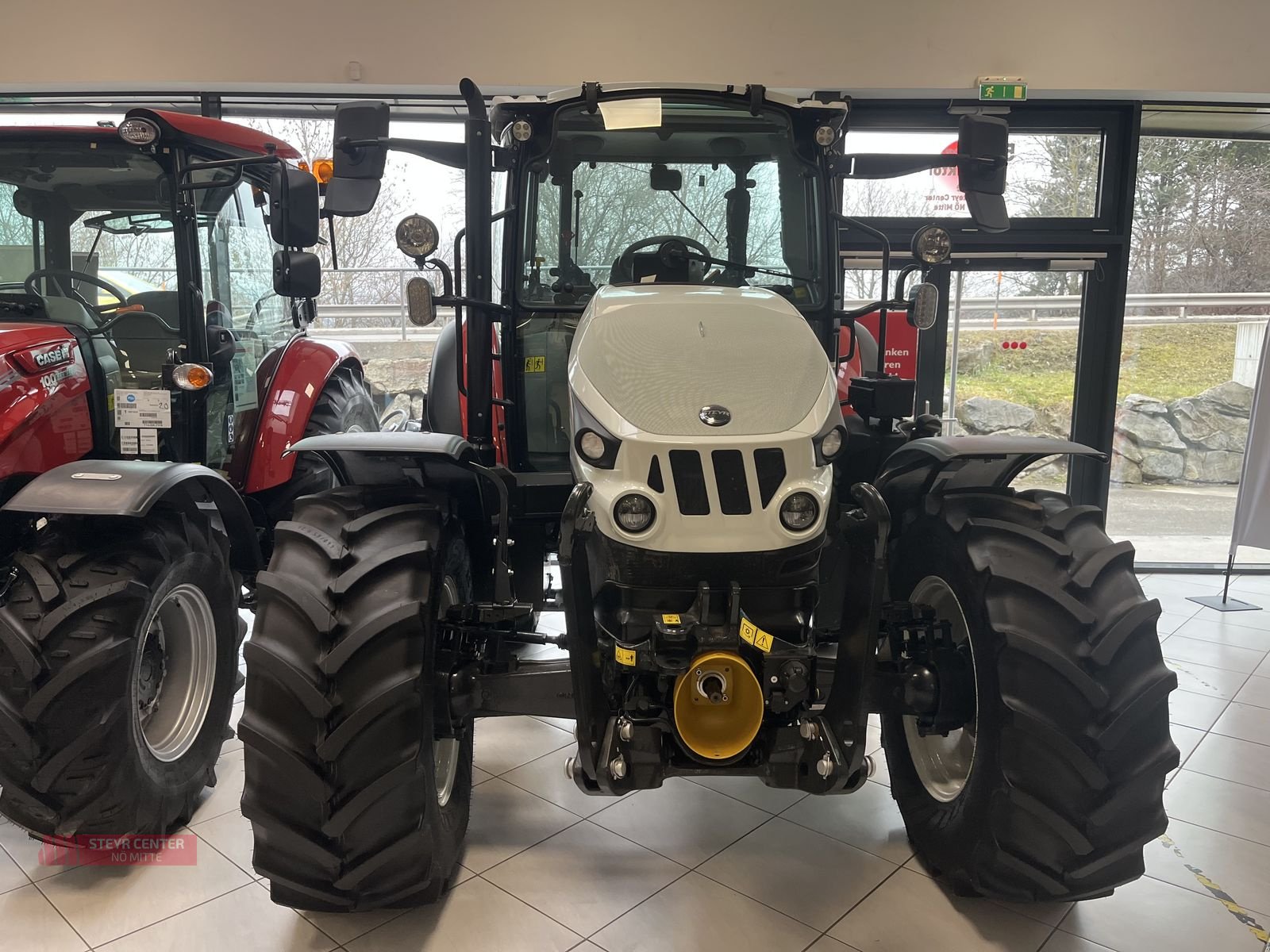 Traktor typu Steyr 4100 PLUS, Neumaschine w St. Pölten (Zdjęcie 2)