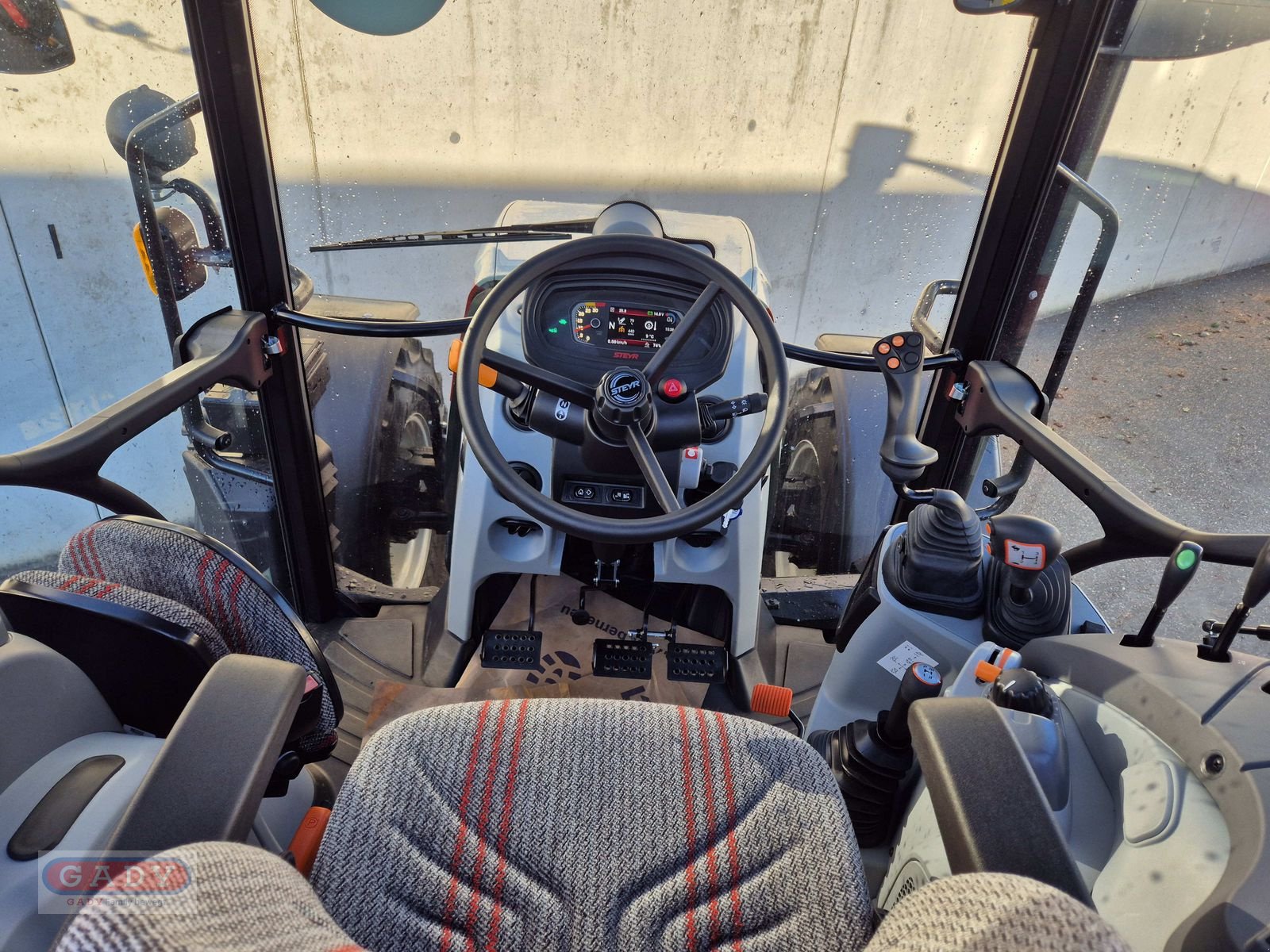 Traktor a típus Steyr 4100 PLUS, Neumaschine ekkor: Lebring (Kép 5)